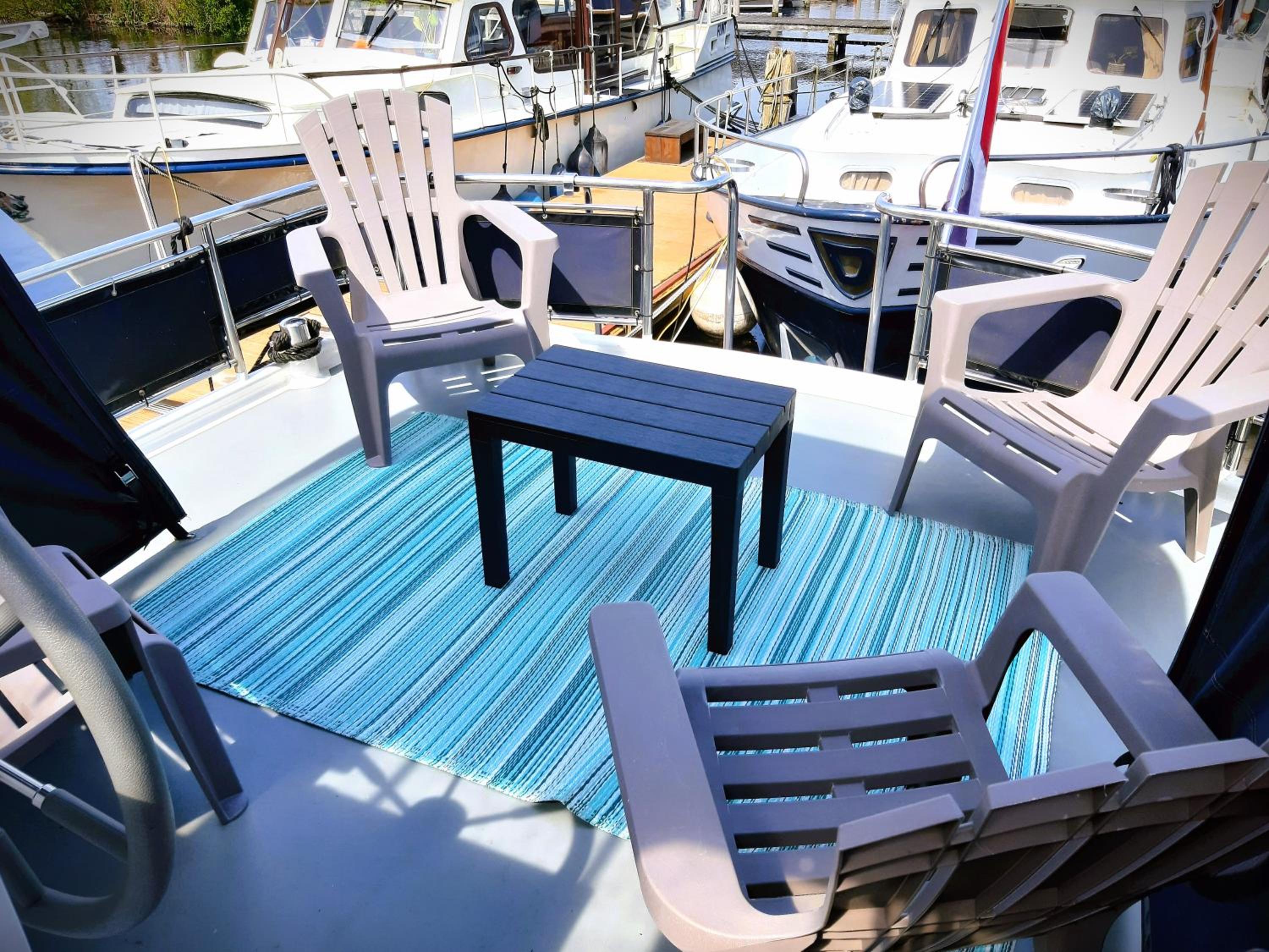 Motor Yacht Amazone