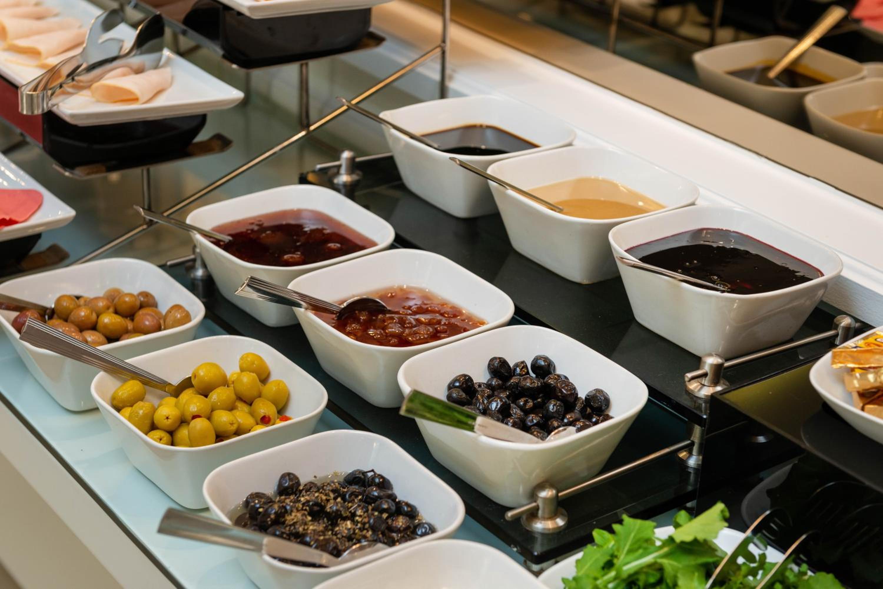 Mr. Bird Otel - Image 20