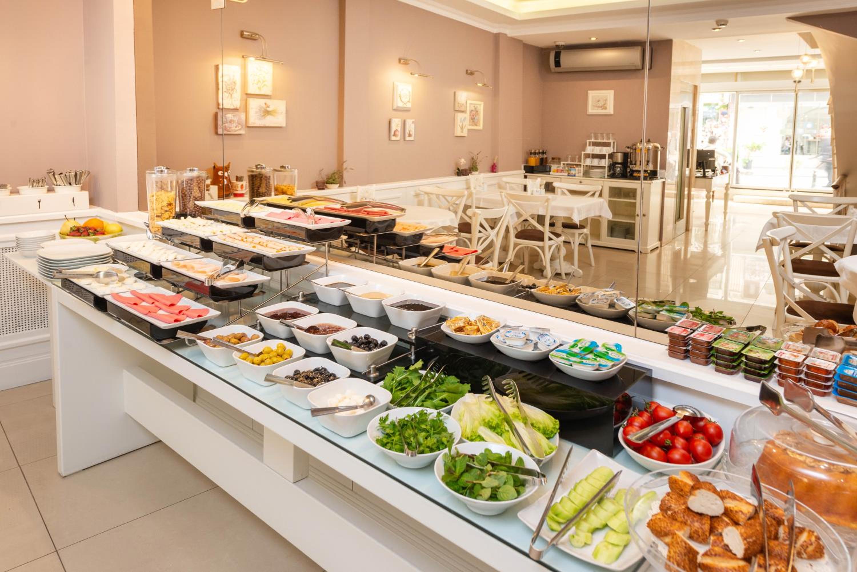 Mr. Bird Otel - Image 21