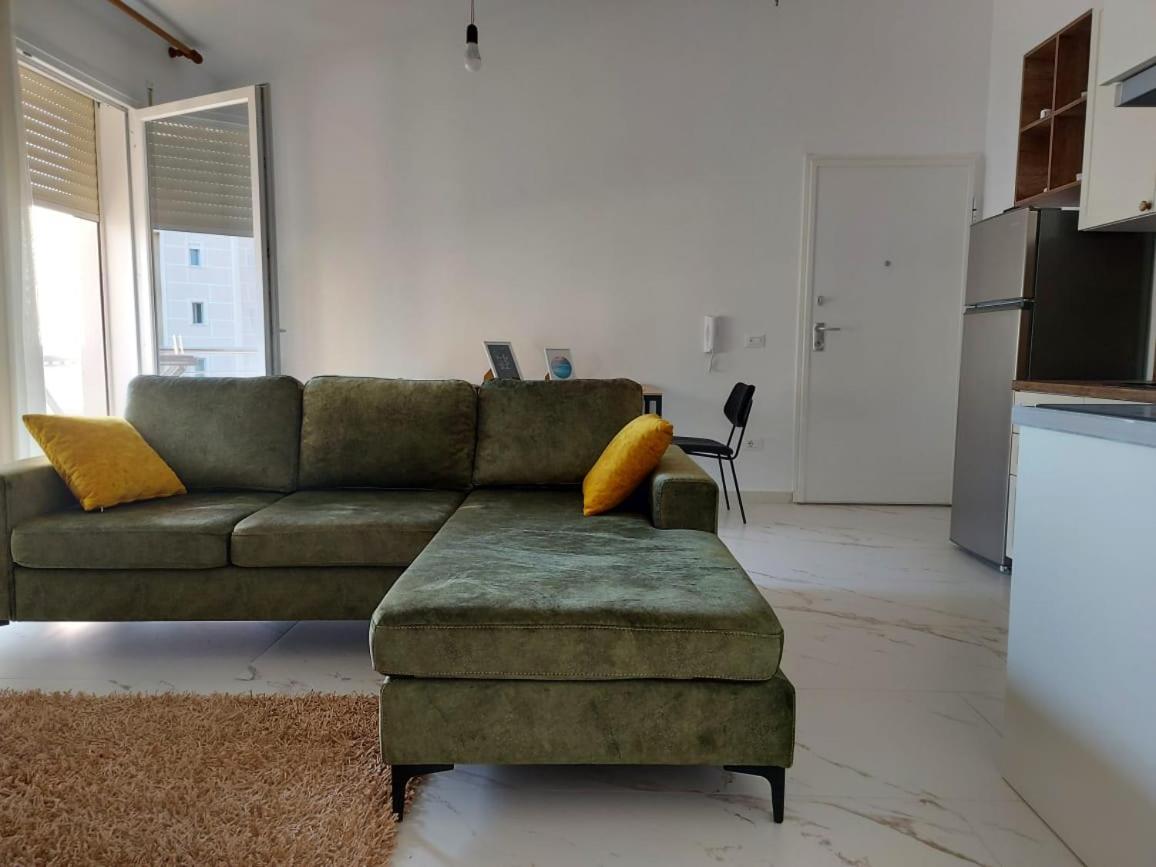 Edan Apartments
