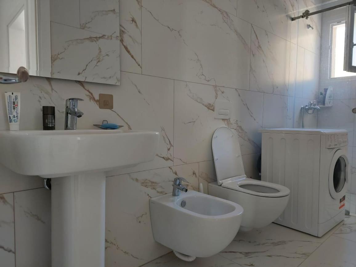 Edan Apartments