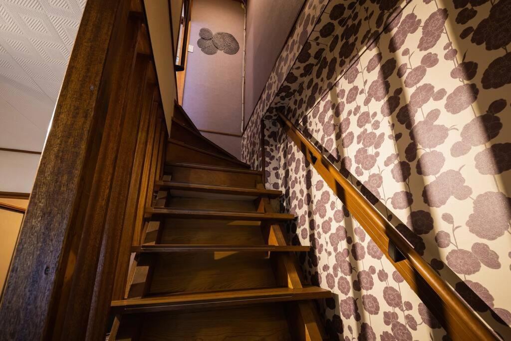 Osaka private house 3 bed rooms for max 10ppl
