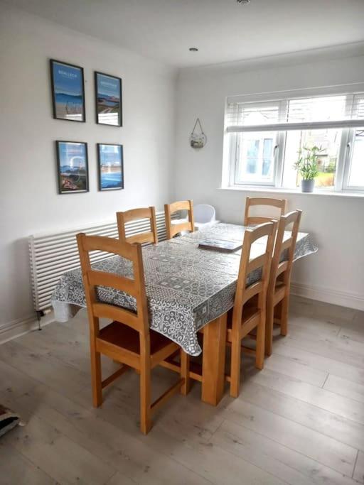 Amazing Beach House, Sleeps 8, Pet Friendly view 2
