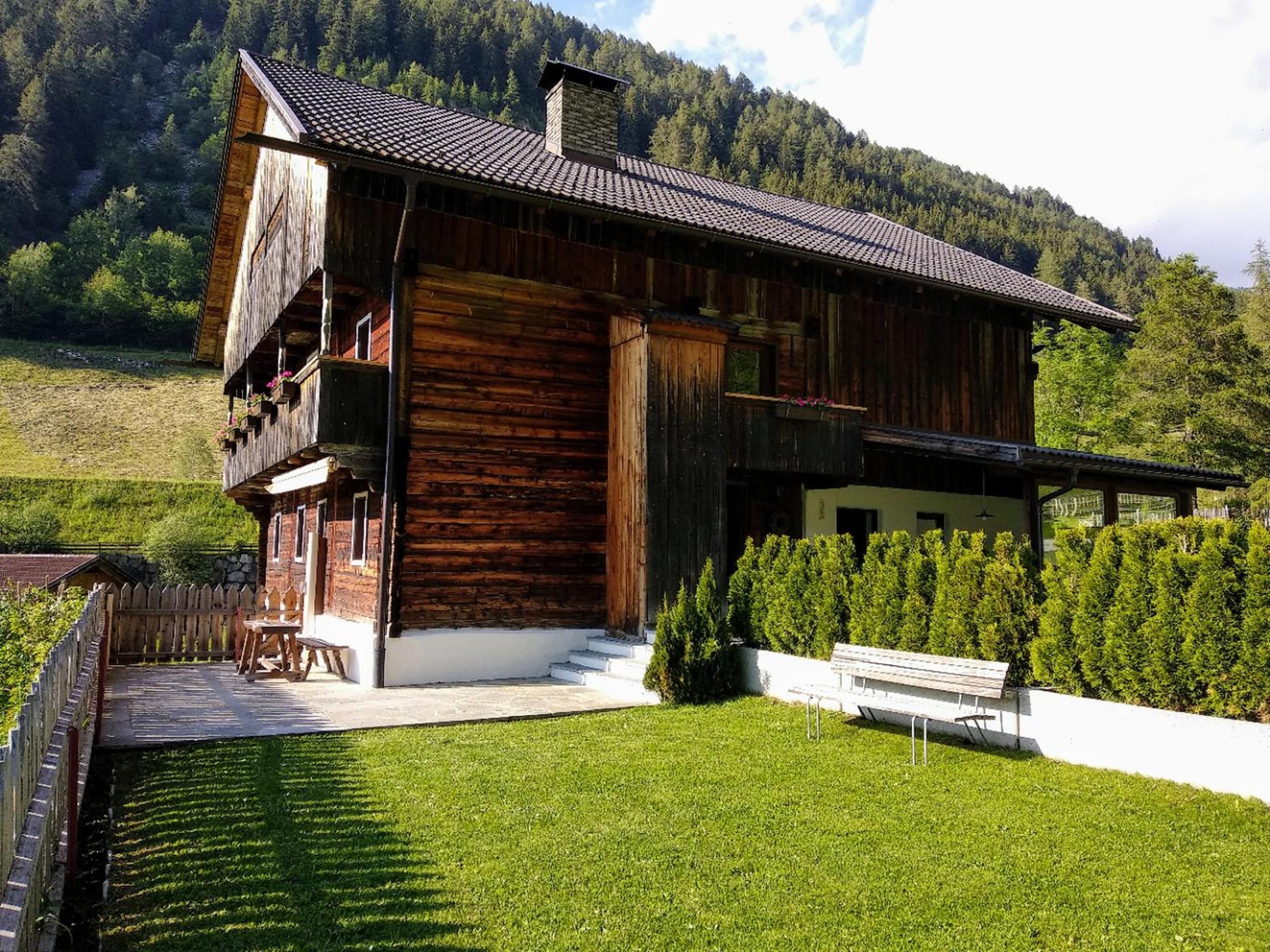 Photo 42