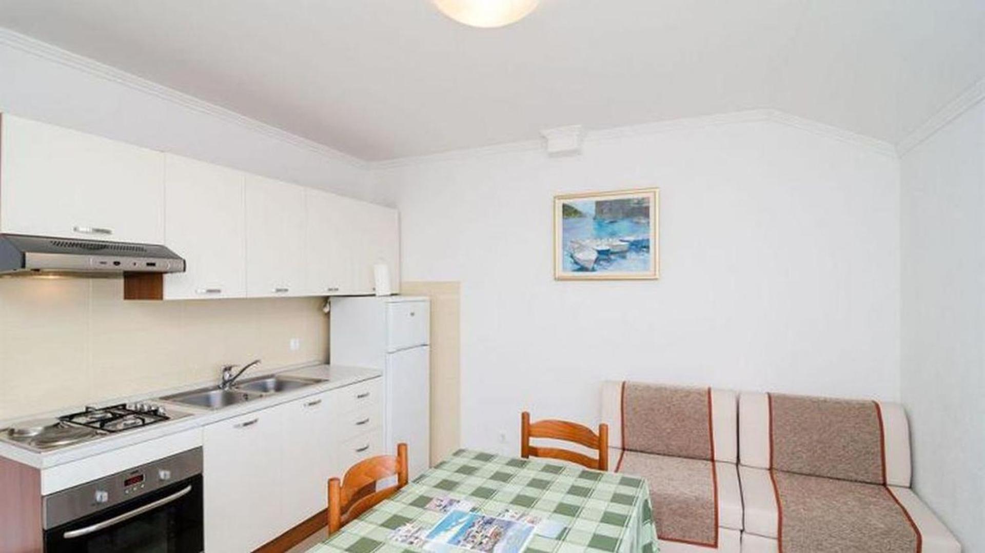 Apartments Baltazar with Sea View&Jacuzzi
