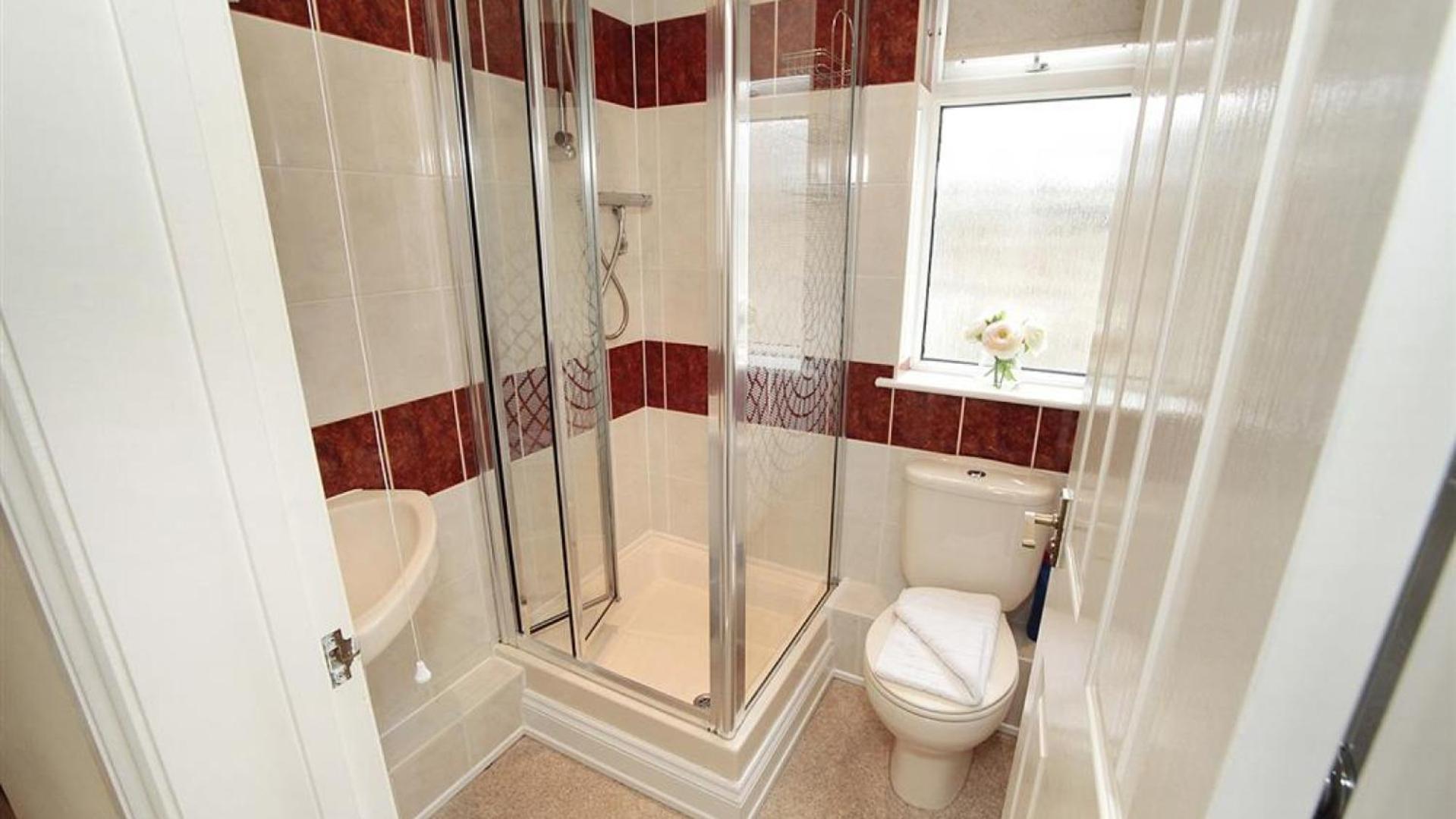 4 Bed in Port Eynon oc-hh9901