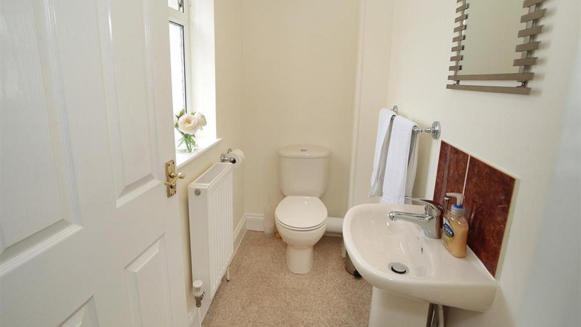 4 Bed in Port Eynon oc-hh9901