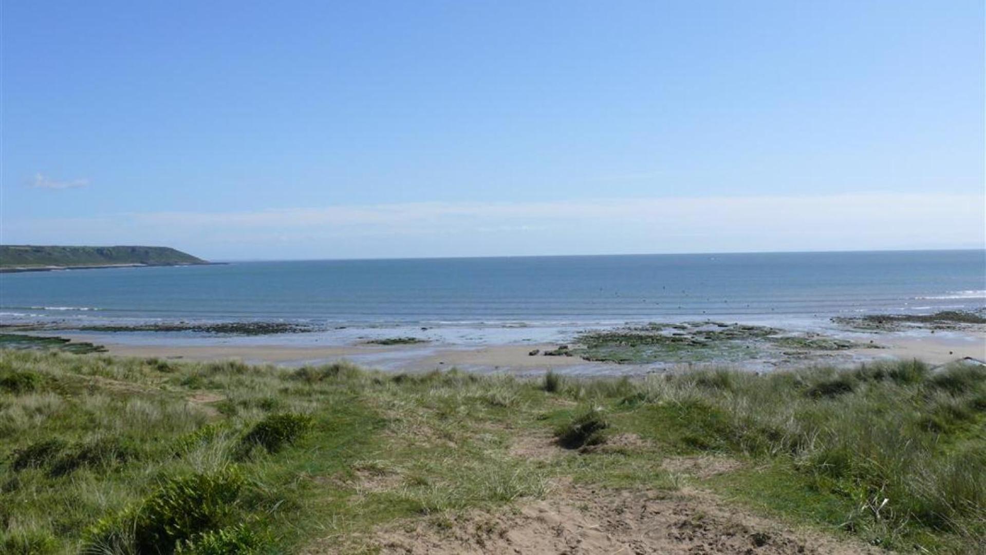 4 Bed in Port Eynon oc-hh9901