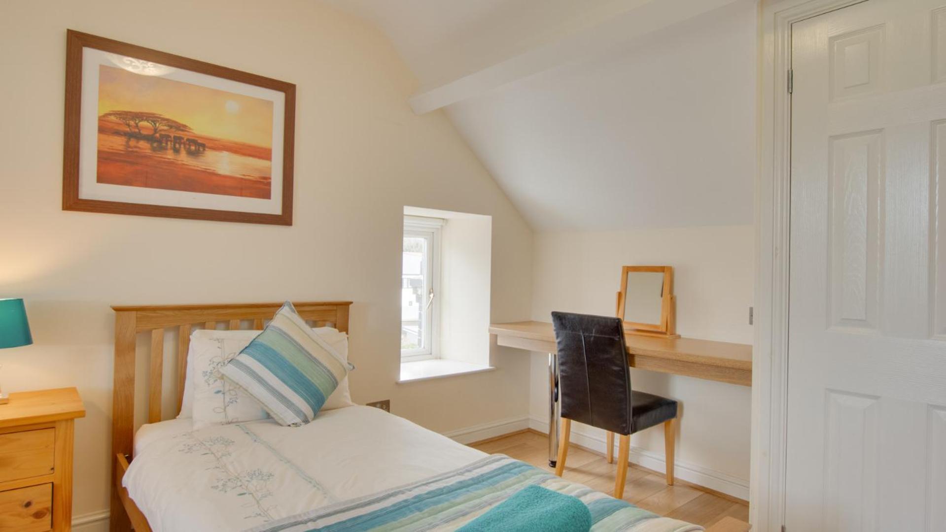 Carreg Lwyd Farmhouse