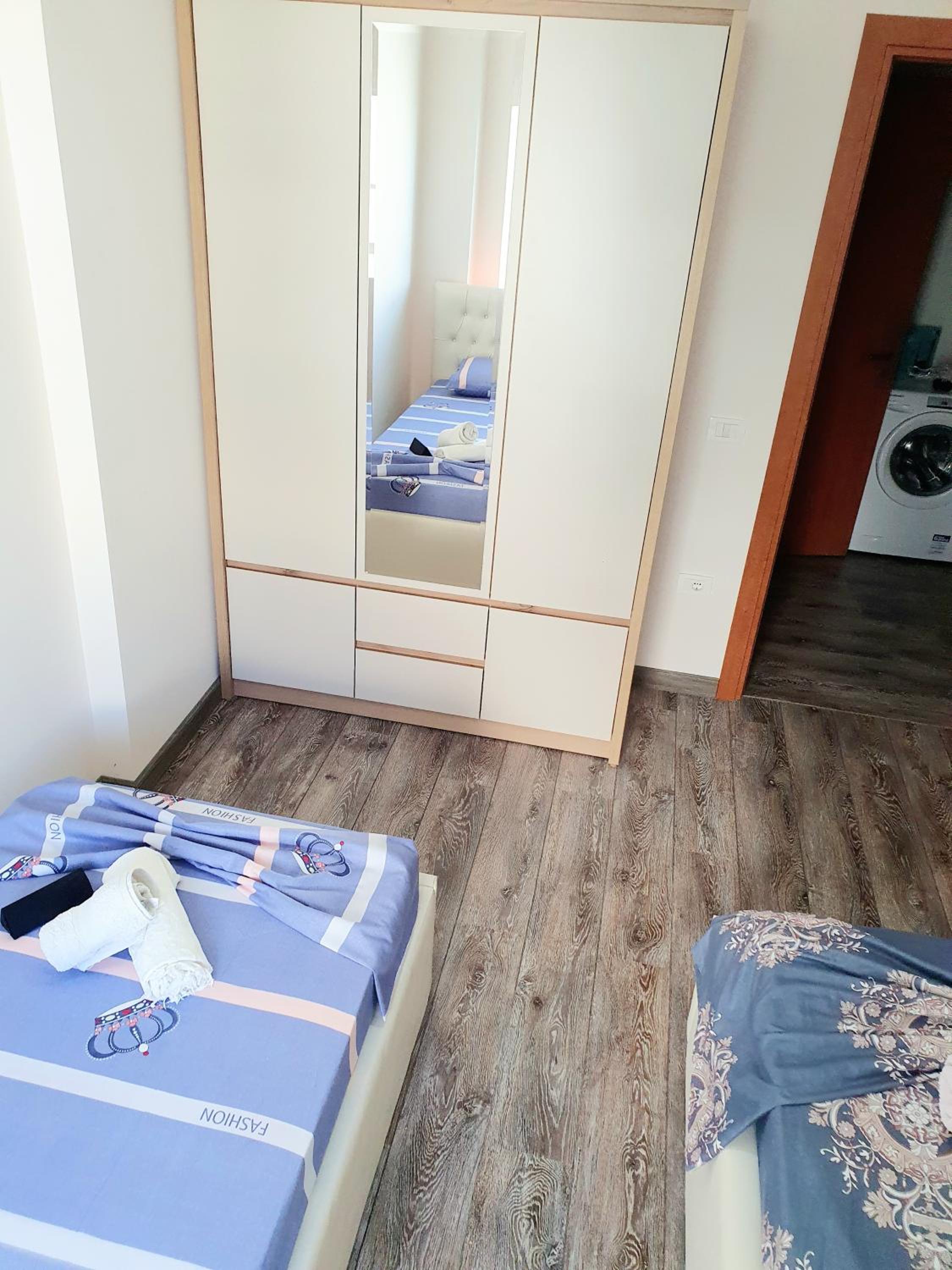 Apartament me qera Lungomare Vlore Mari