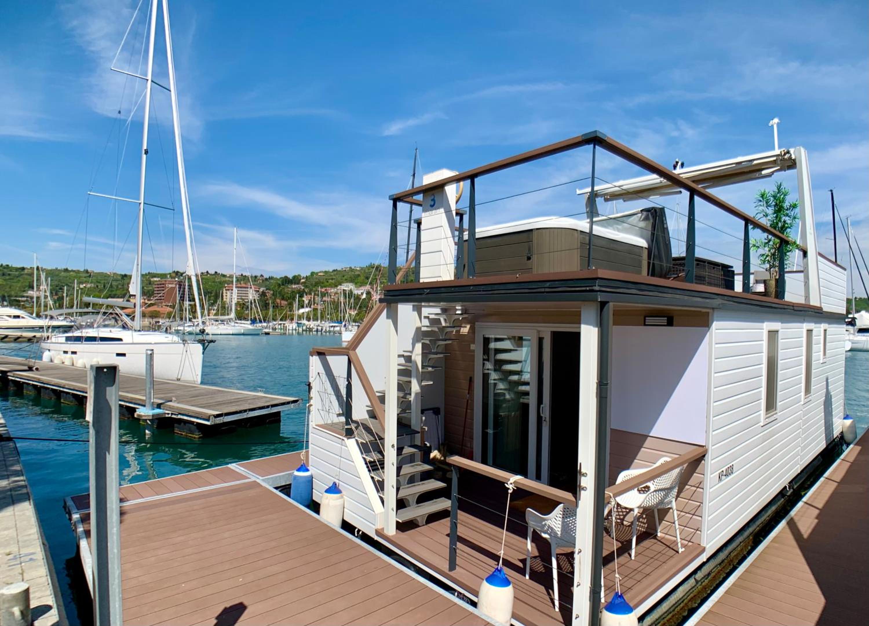 Hotel Bellavista Houseboat Apartment Portorose