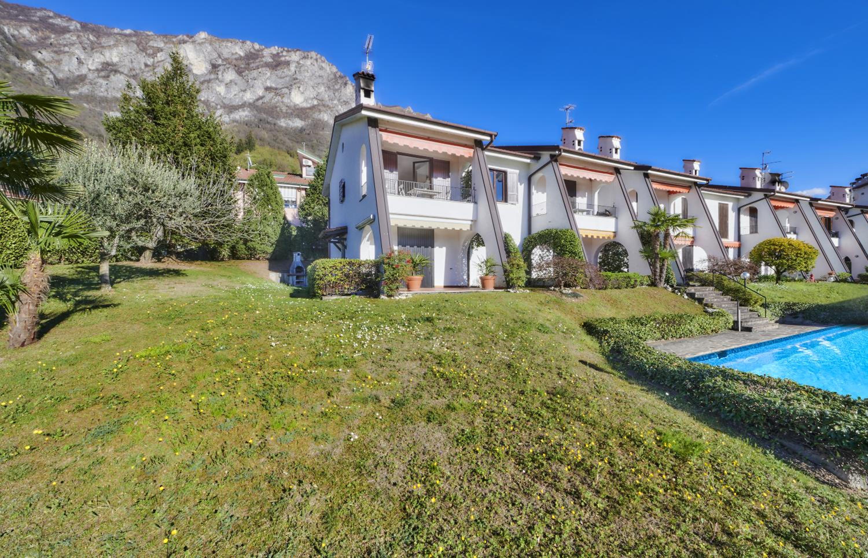 Claudias flat view 4