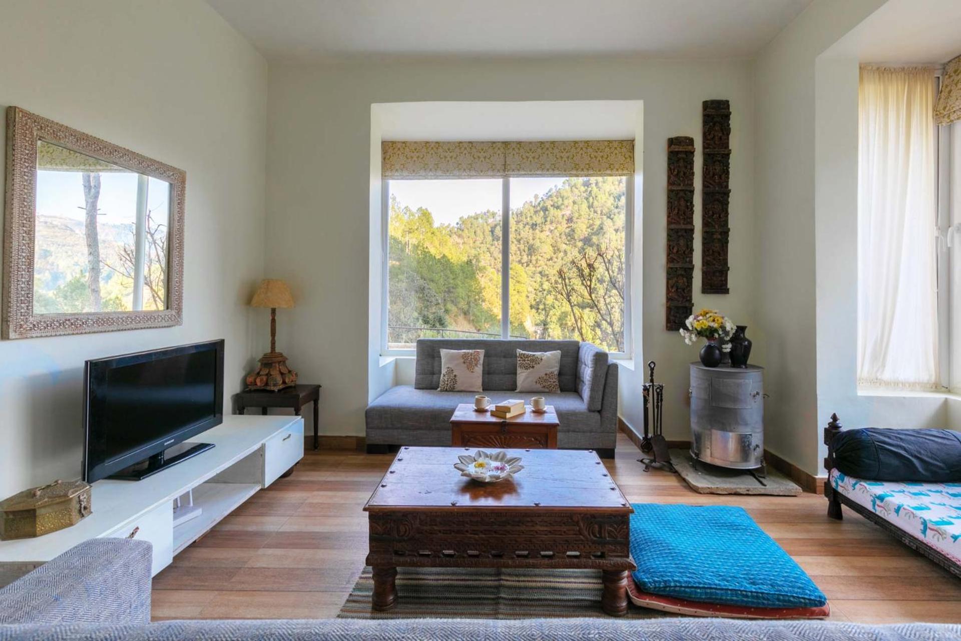 Hollyhock Cottage by VEO - Part of StayVista view 5