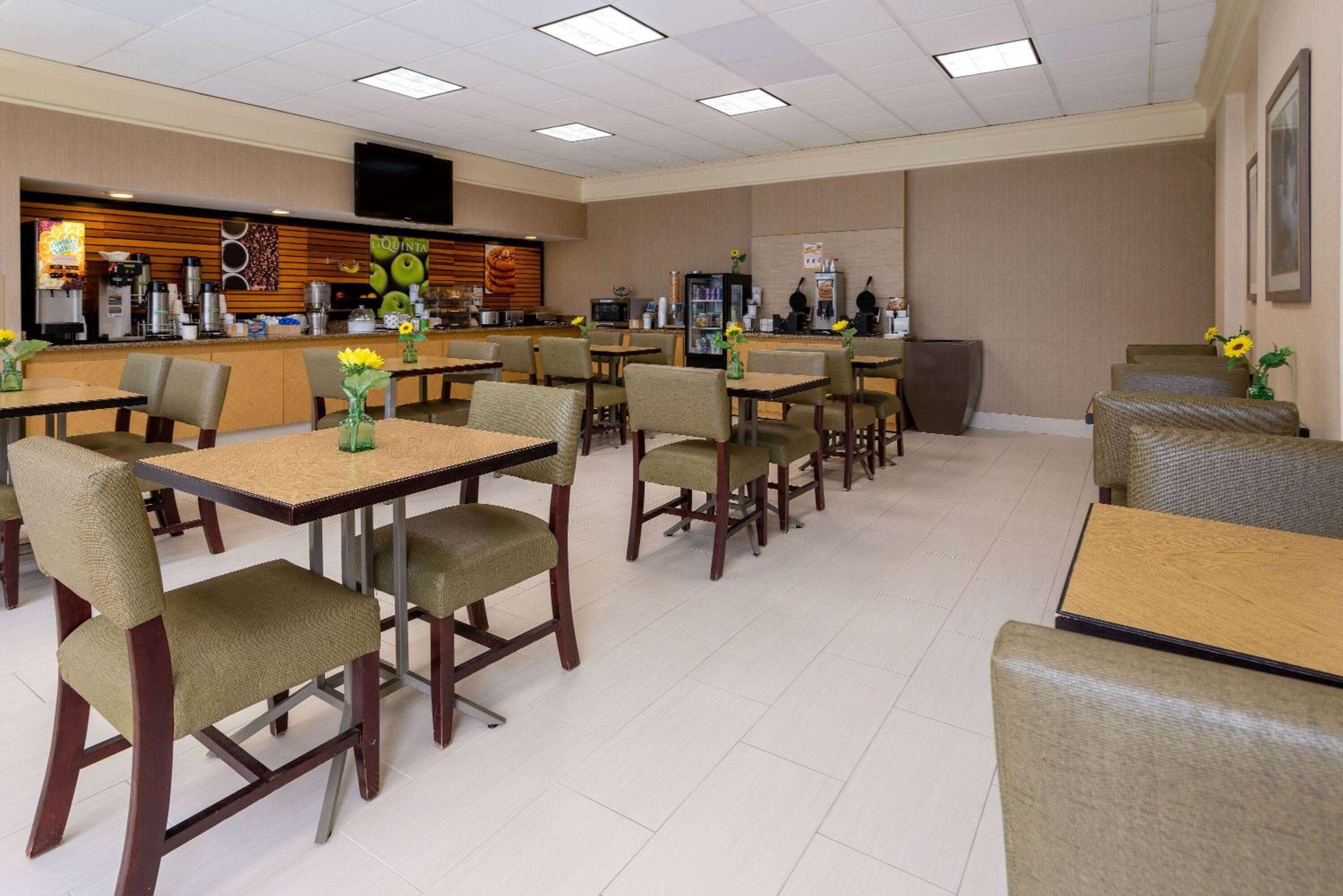 La Quinta by Wyndham Kingsport Tri Cities Airport, Photo 28
