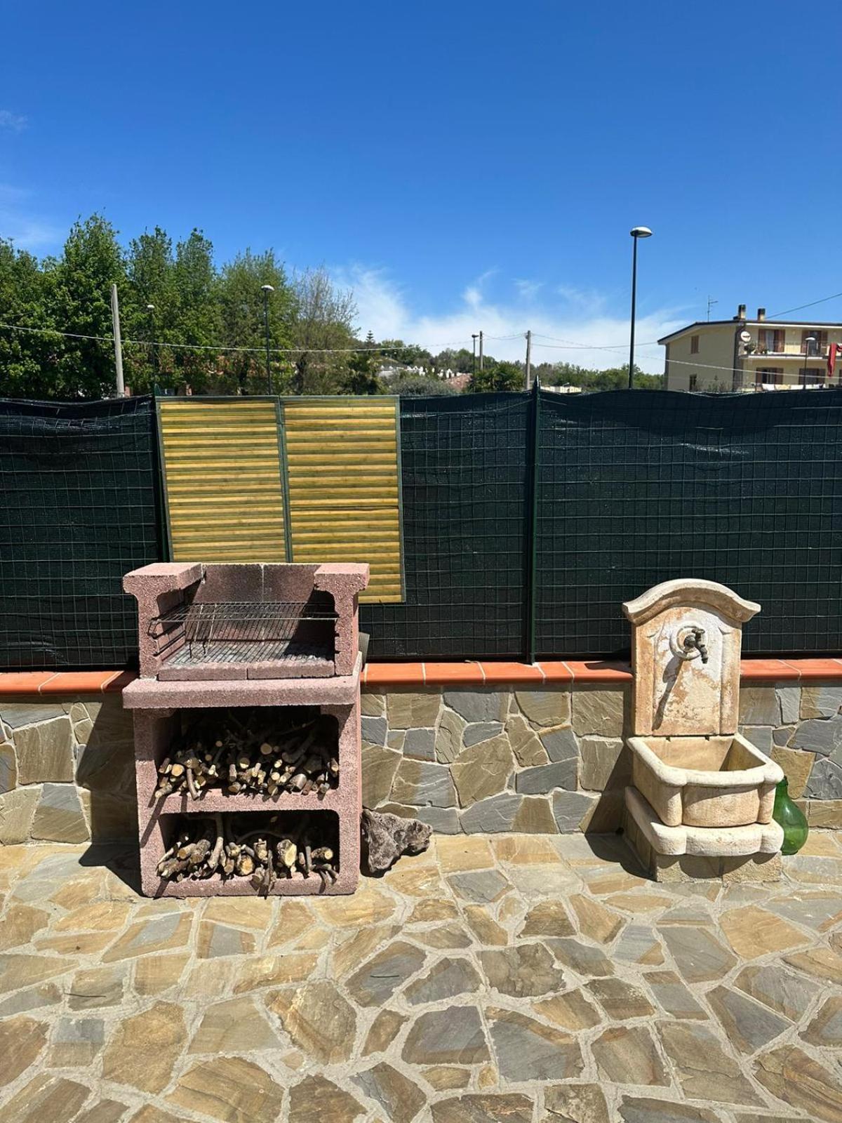 Photo 25