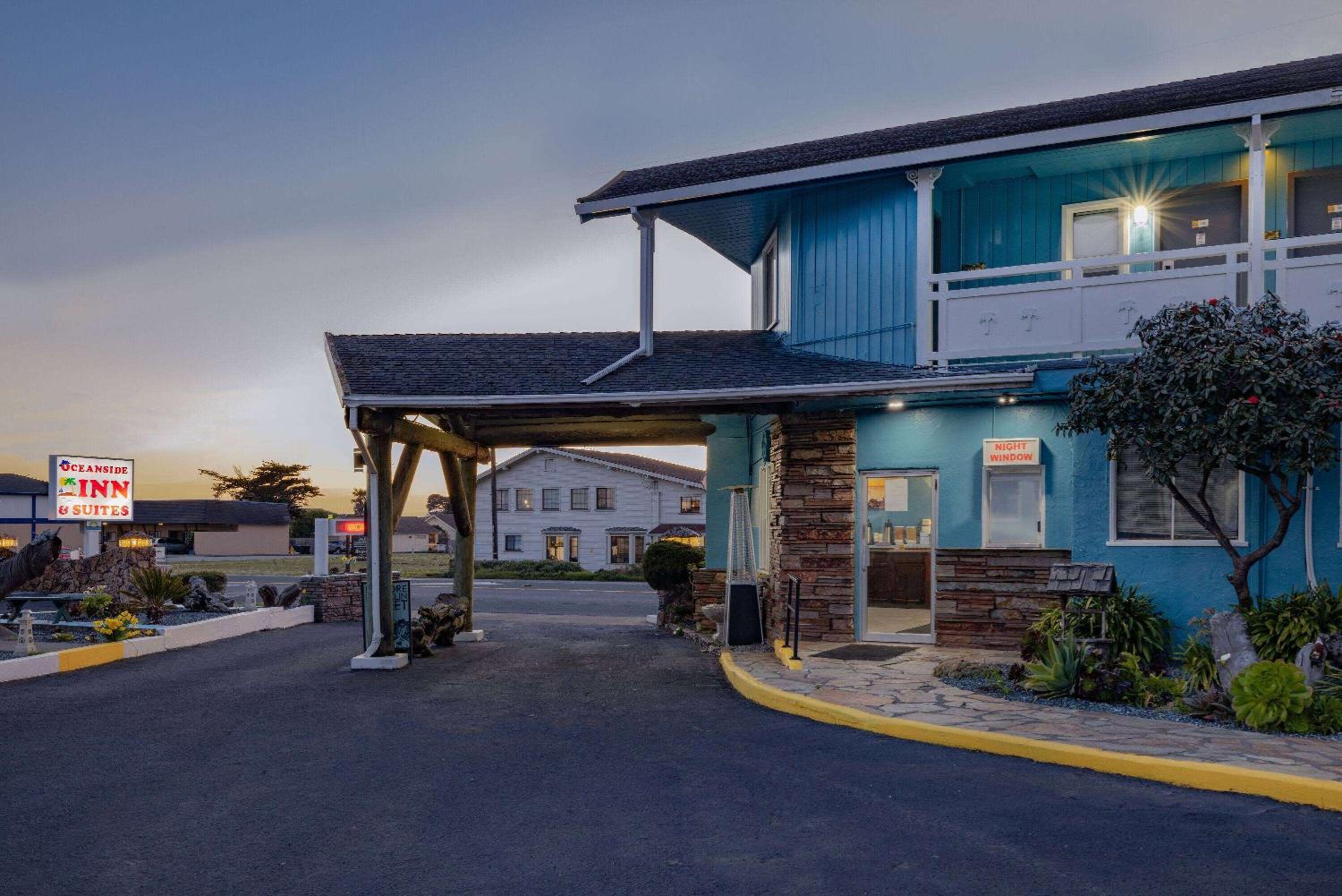 Oceanside Inn & Suites, a Days Inn by Wyndham