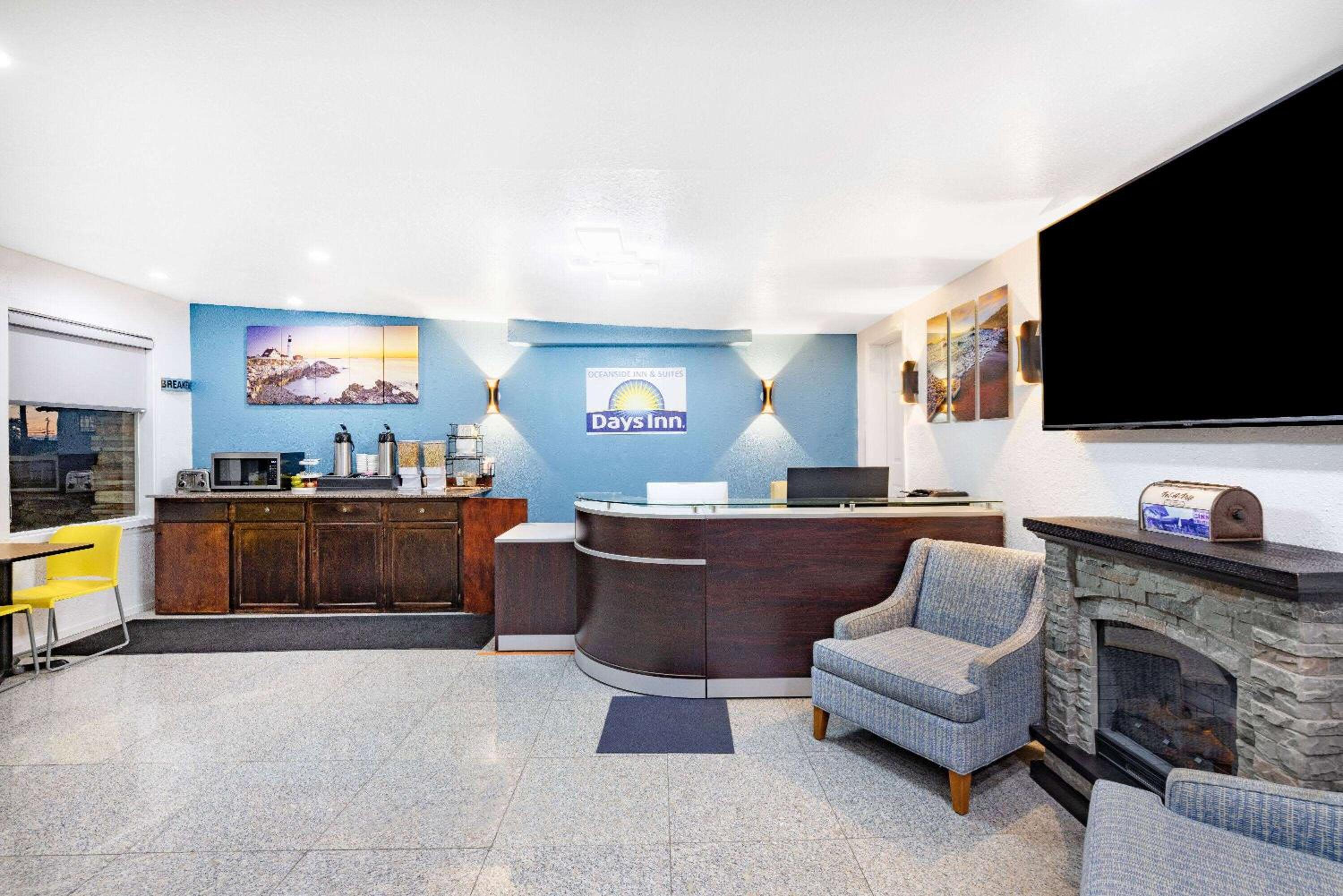 Oceanside Inn & Suites, a Days Inn by Wyndham