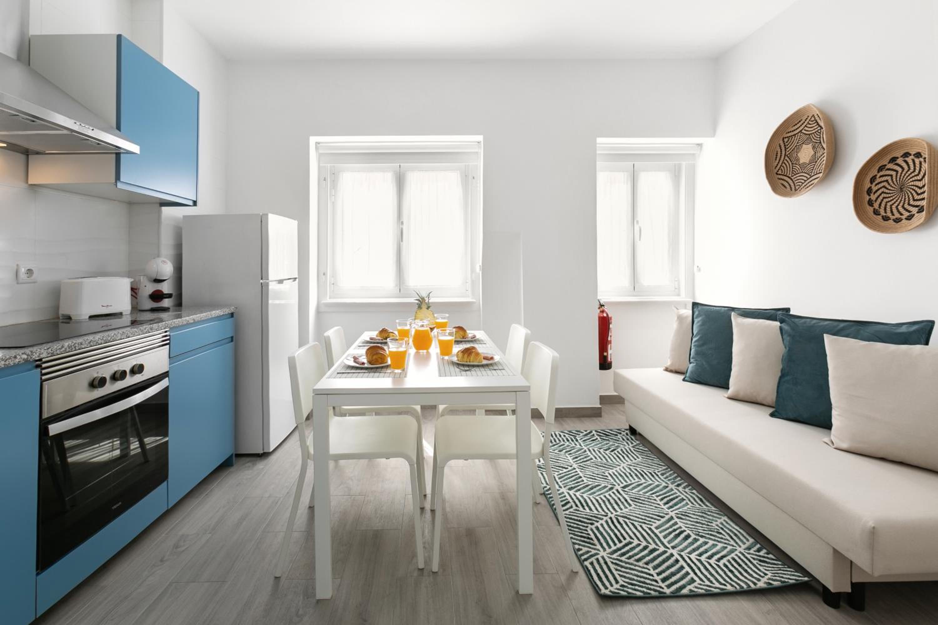 Rose Breeze Apartment view 3