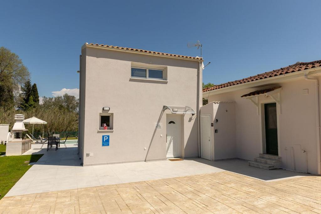 VILLA ELENA PRIVATE POOL Kontokali villas