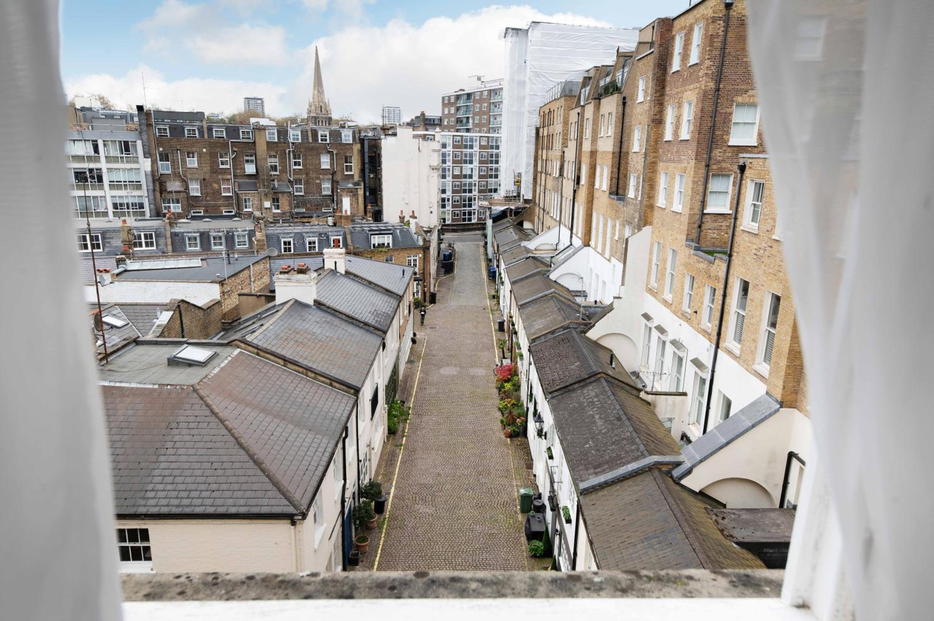 Elegant Art Deco whole apartment - walking distance to Holland Park, Hyde Park, Nottinghill, Kensington, Bayswater, Paddington