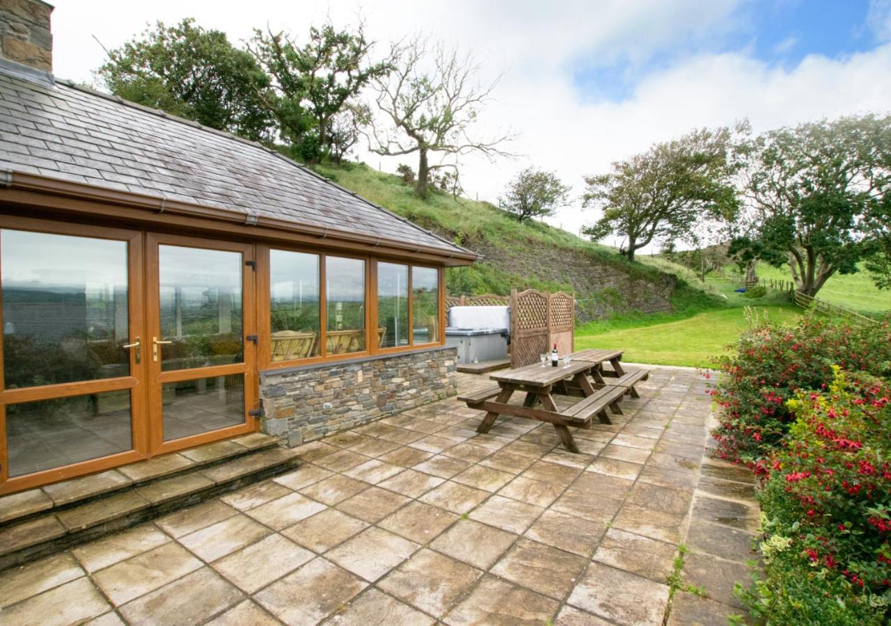 5 Bed in Aberystwyth oc-wan443