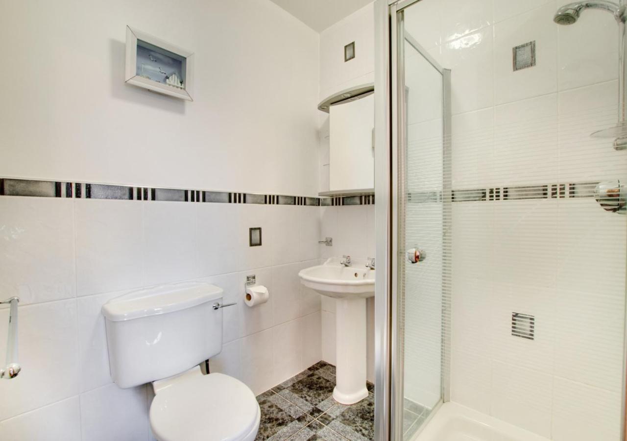 5 Bed in Aberystwyth oc-wan443