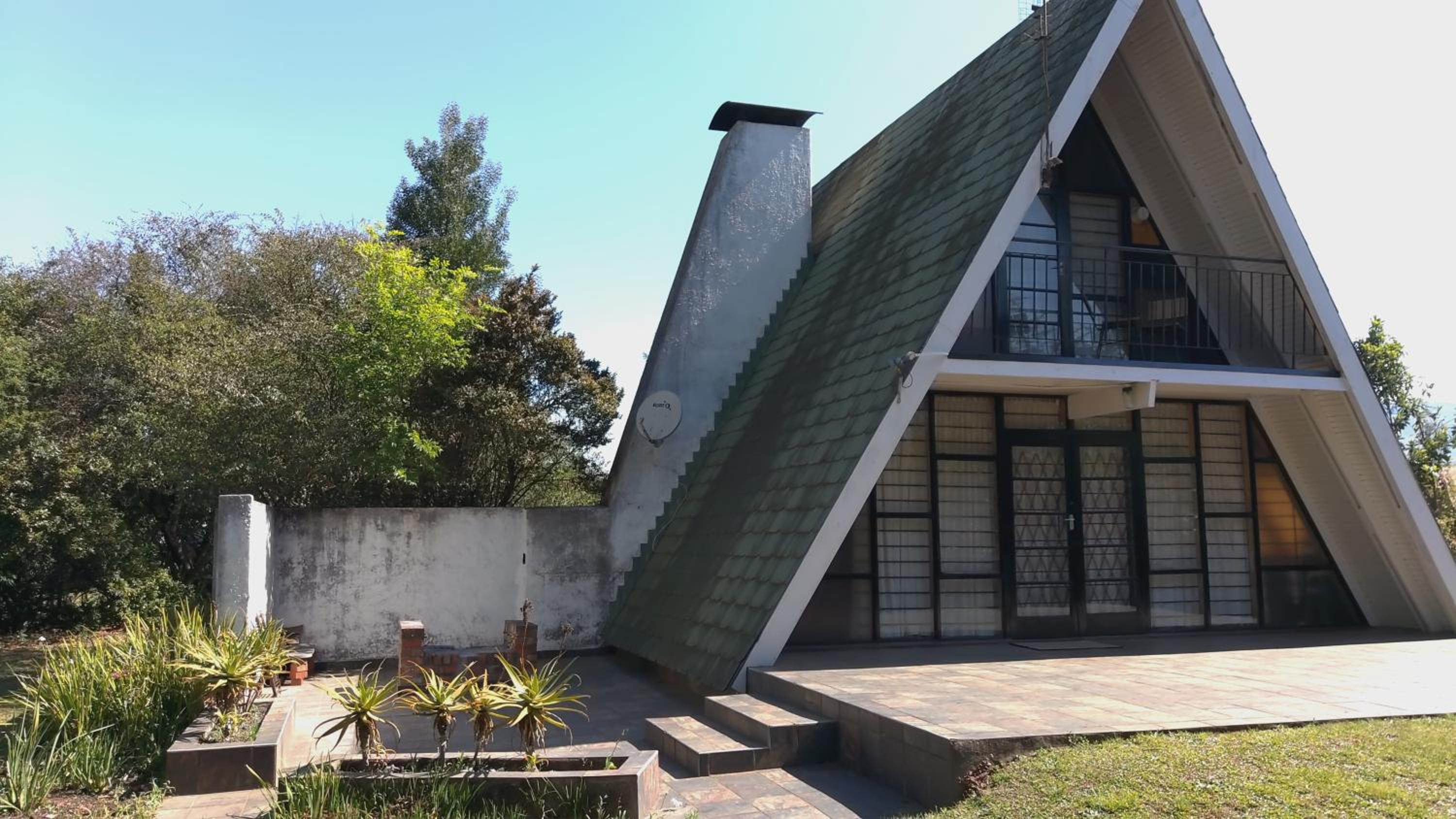Serenity Graskop, 3 bedroom A-Frame cottage view 2