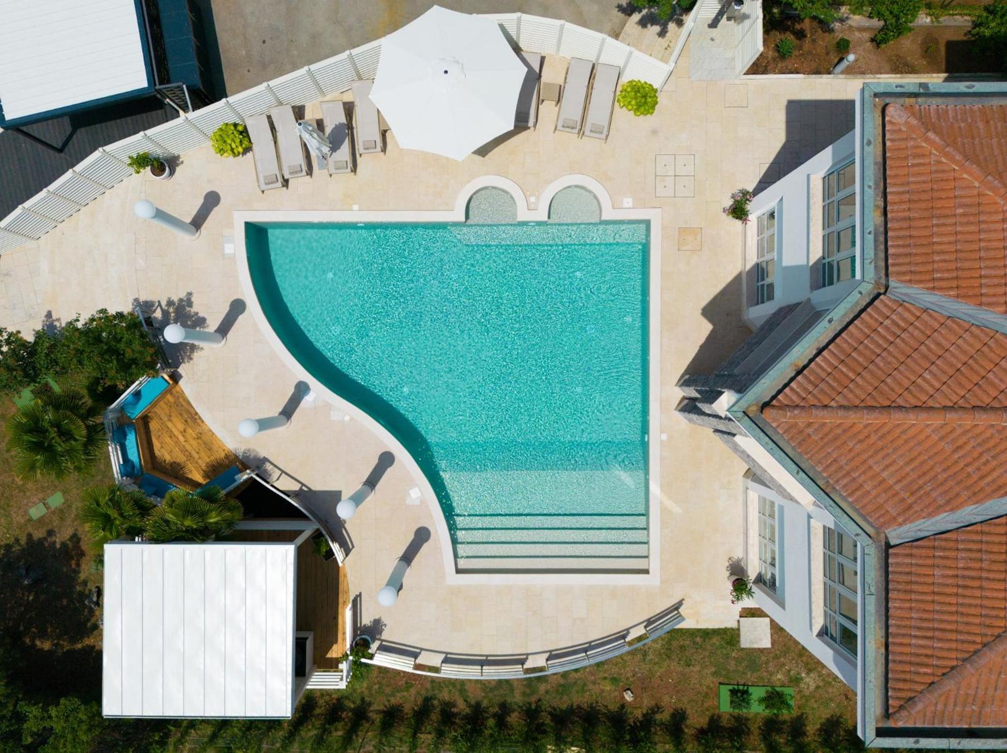 Villa PIANO view 4