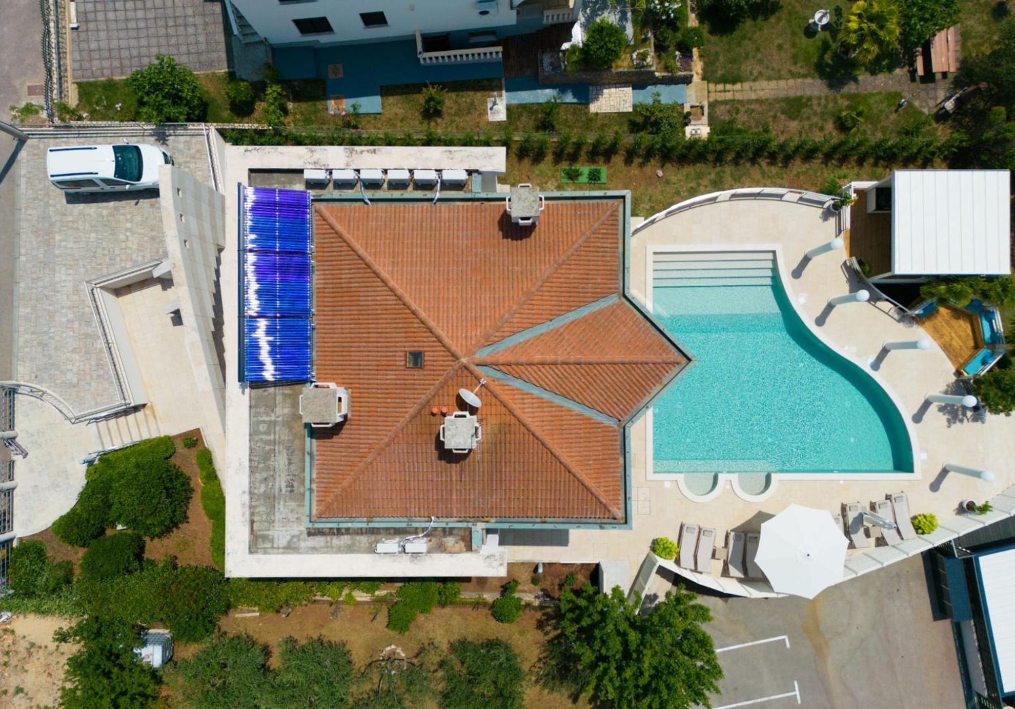 Villa PIANO view 5