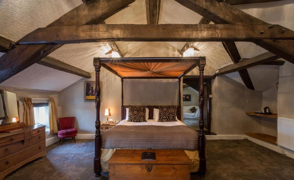 Gosforth Hall Inn