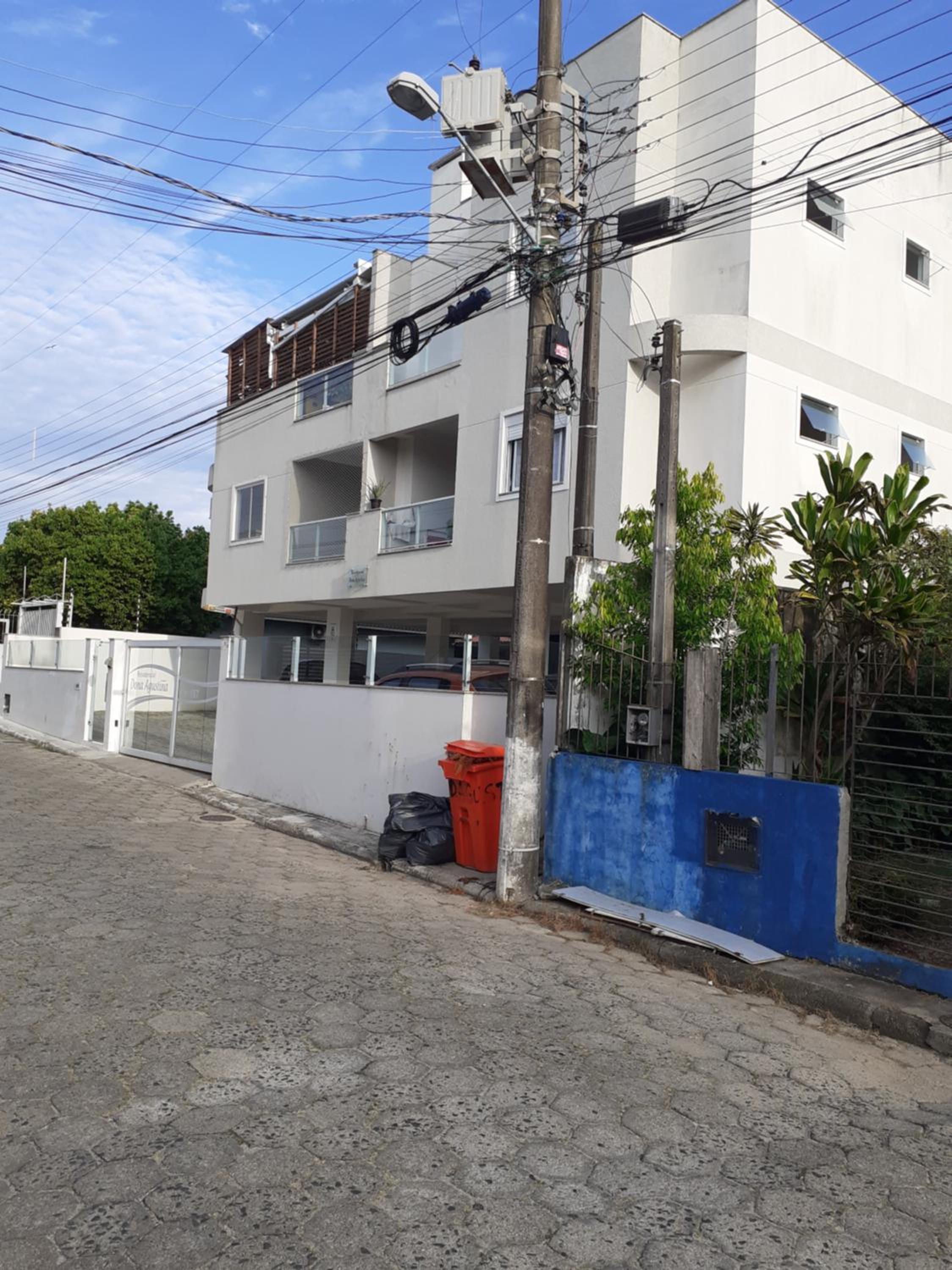 Belo e Amplo Apartamento, Área Central da Praia dos Ingleses view 3