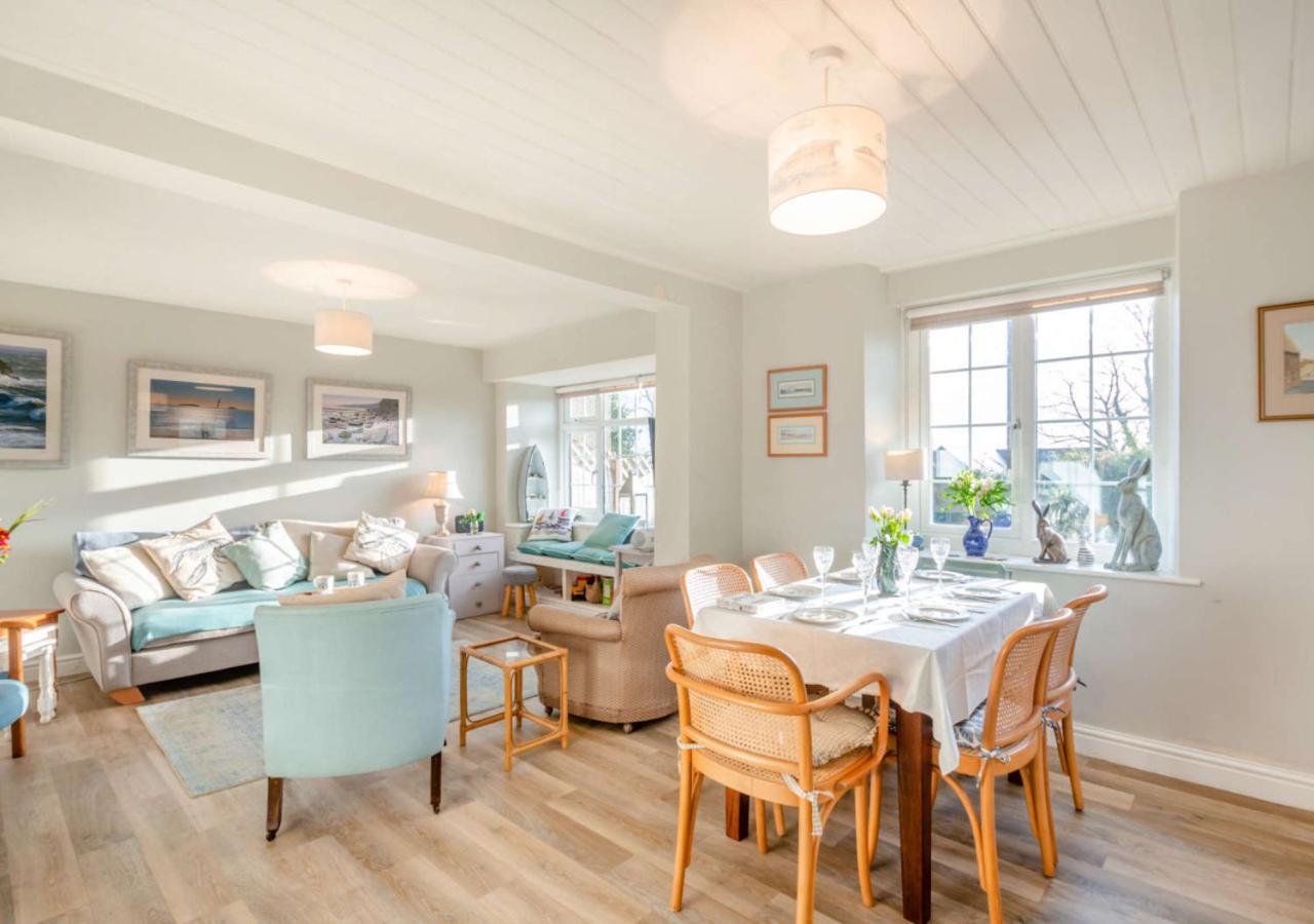 Bryn Siriol Cottage view 5