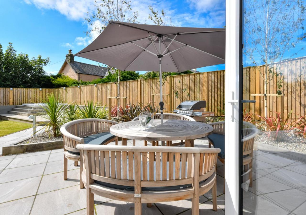 4 Bed in Abersoch oc-skylab