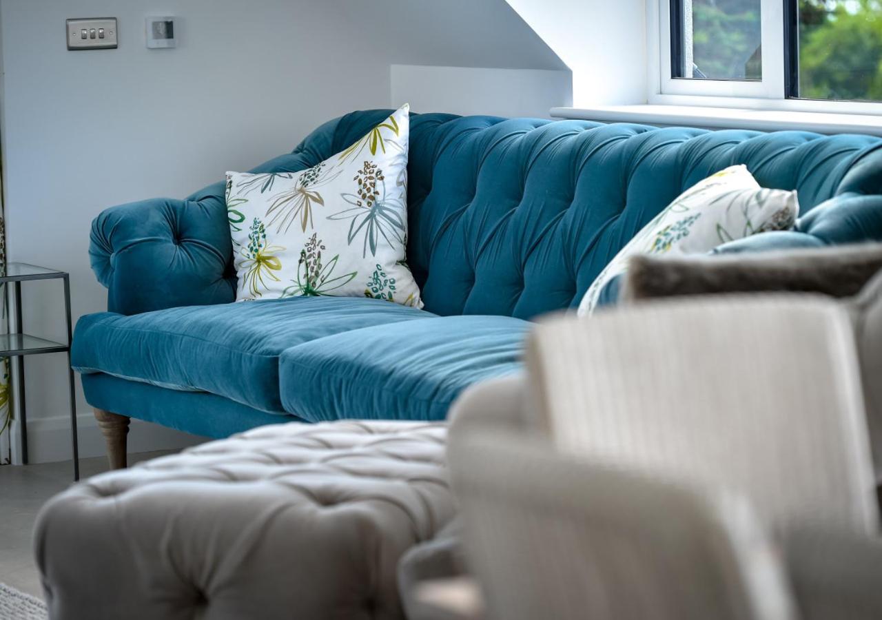 4 Bed in Abersoch oc-skylab