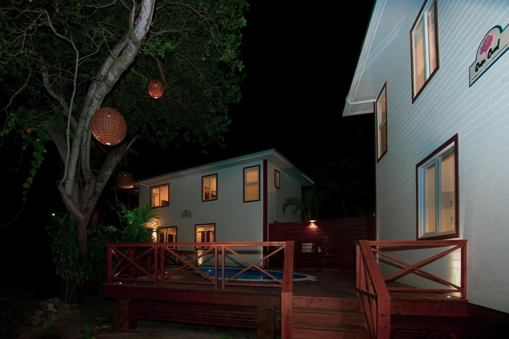 Casa Coral and Casa Palmera home
