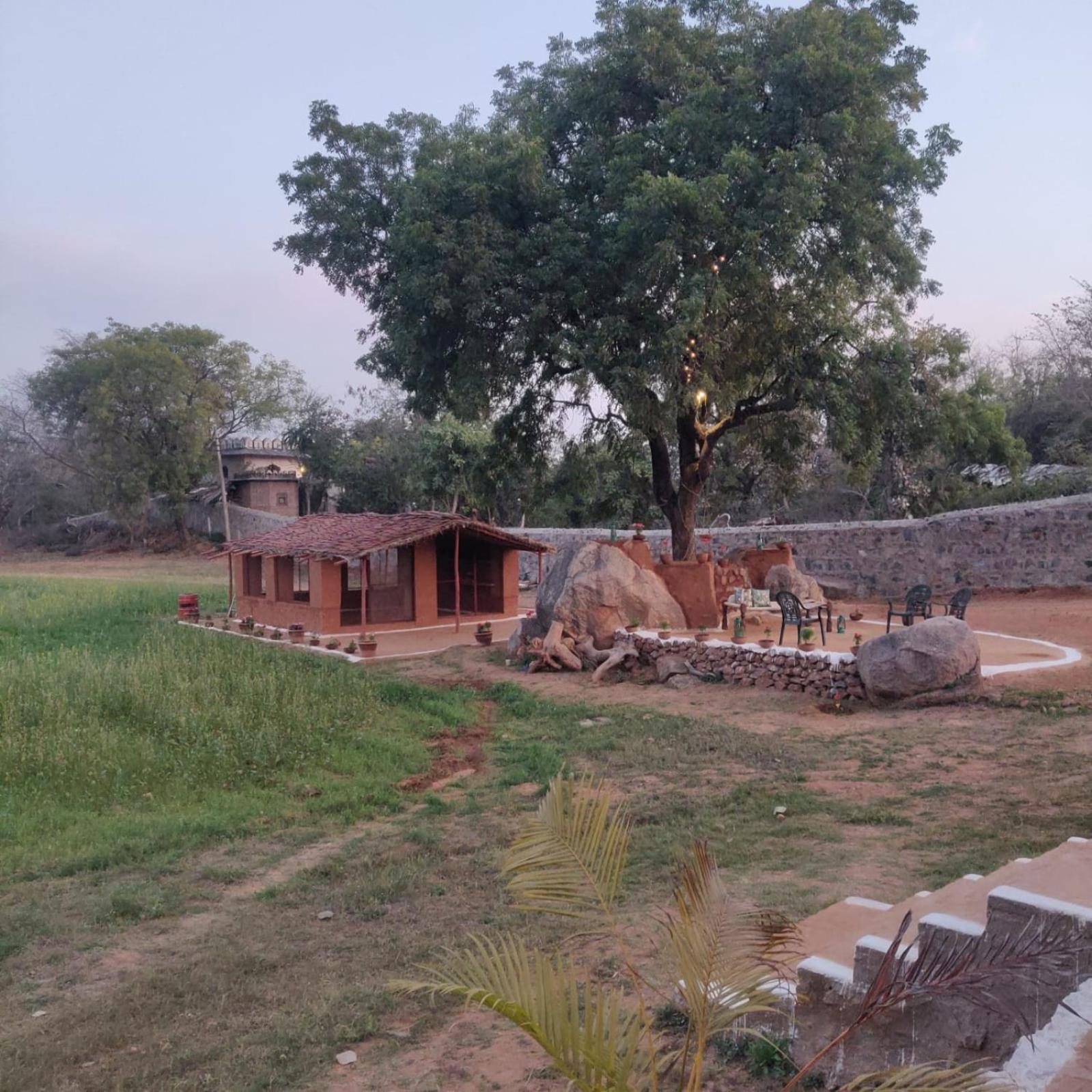 Chandera Kothi
