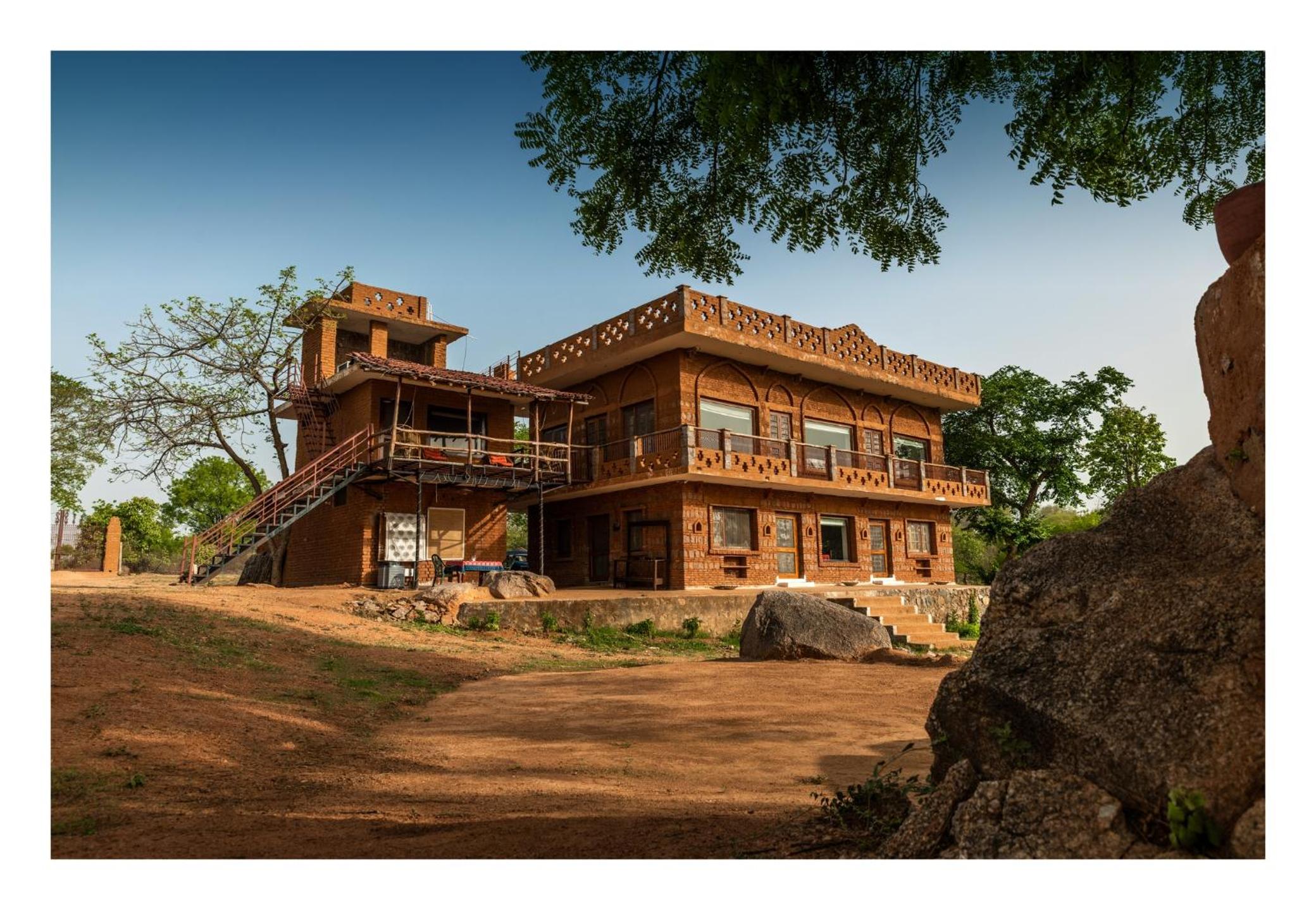 Chandera Kothi