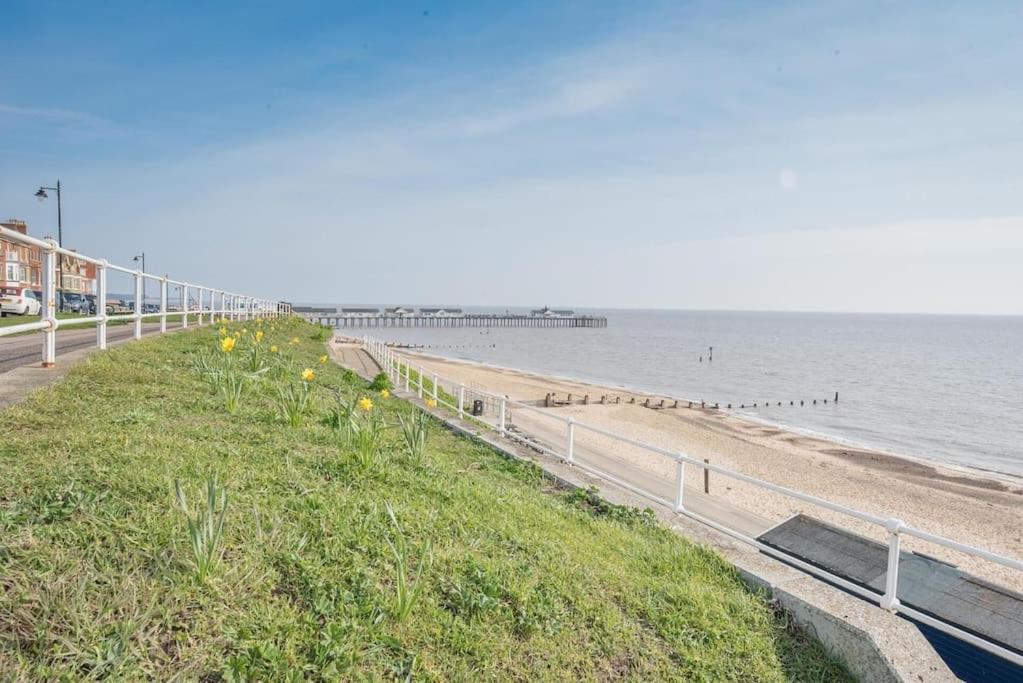 8 The Craighurst, Southwold view 4