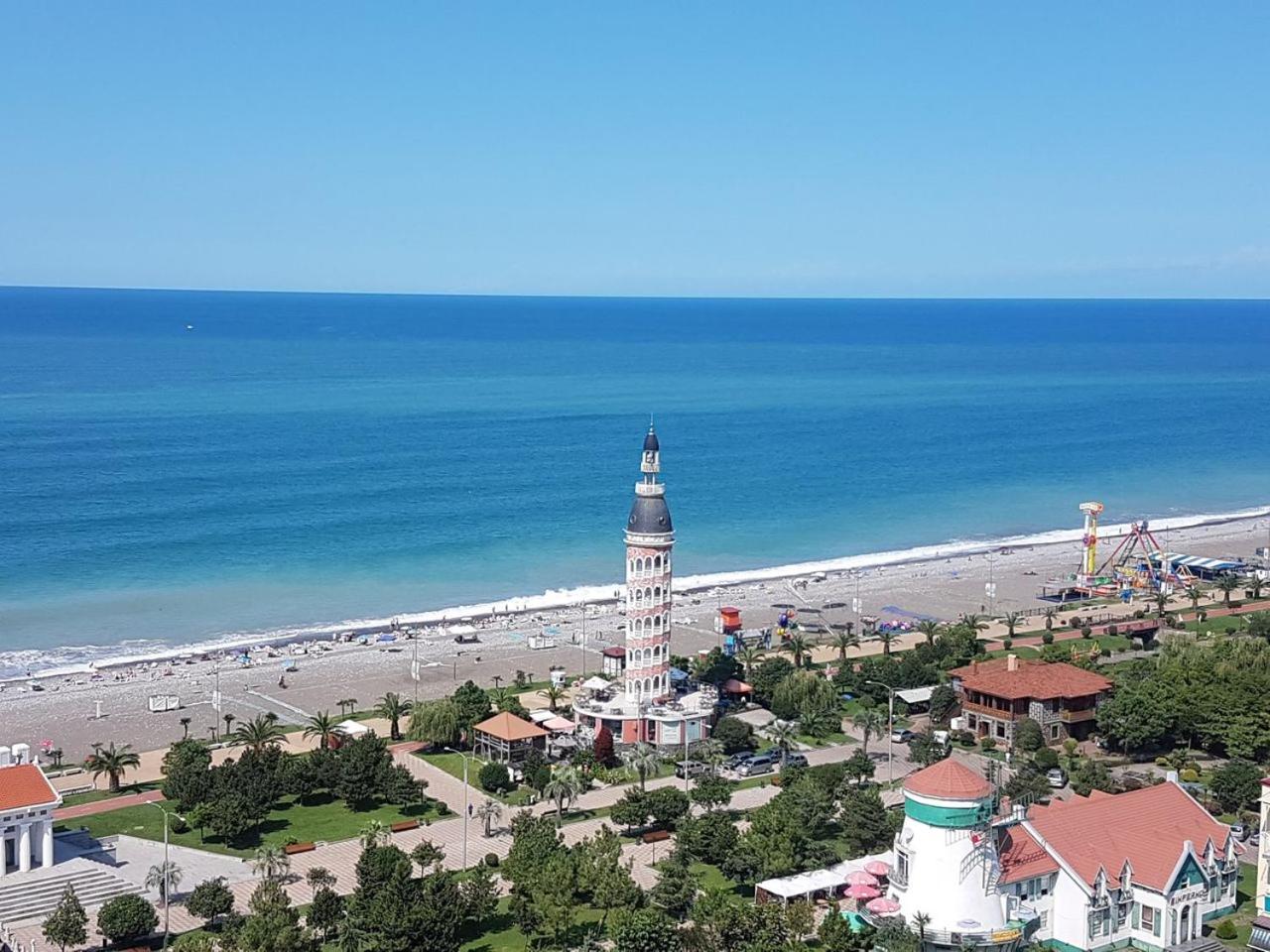 Lexmary Sea View view 3