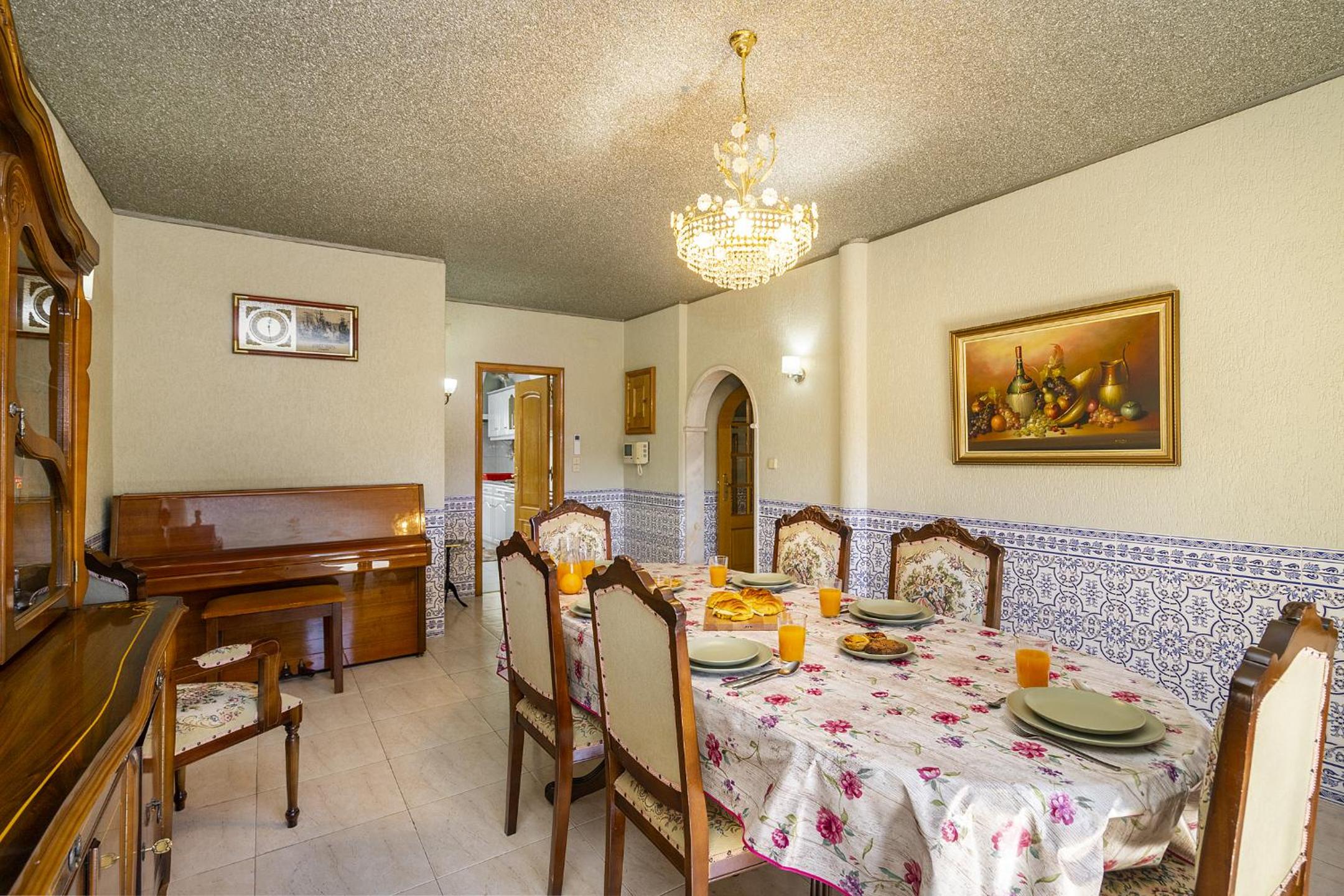 WHome Perfect Family Hideout Residence w/AC & 4BR + 5BA view 5