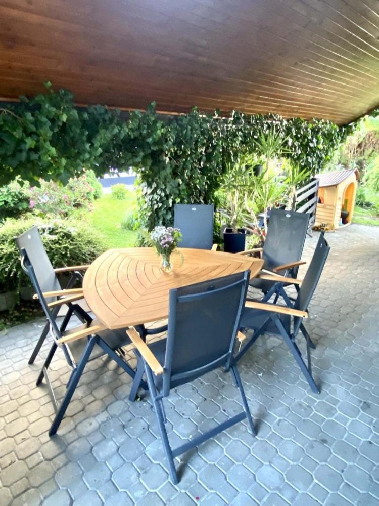 Apartment Holín