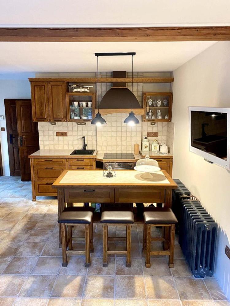 Apartment Holín