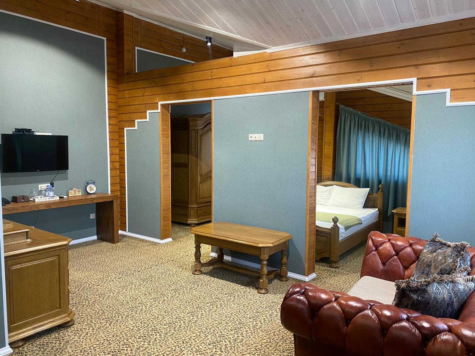 Guest House Chalet view 5