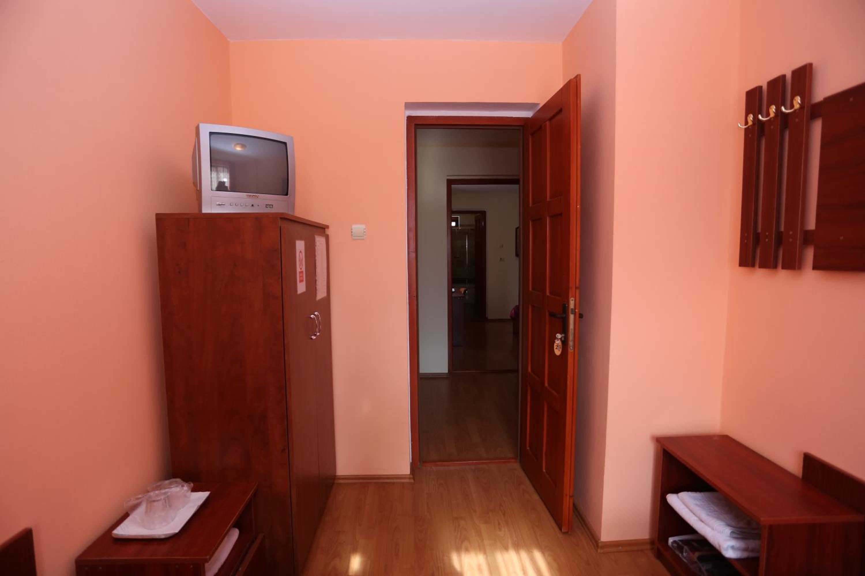 Photo 44