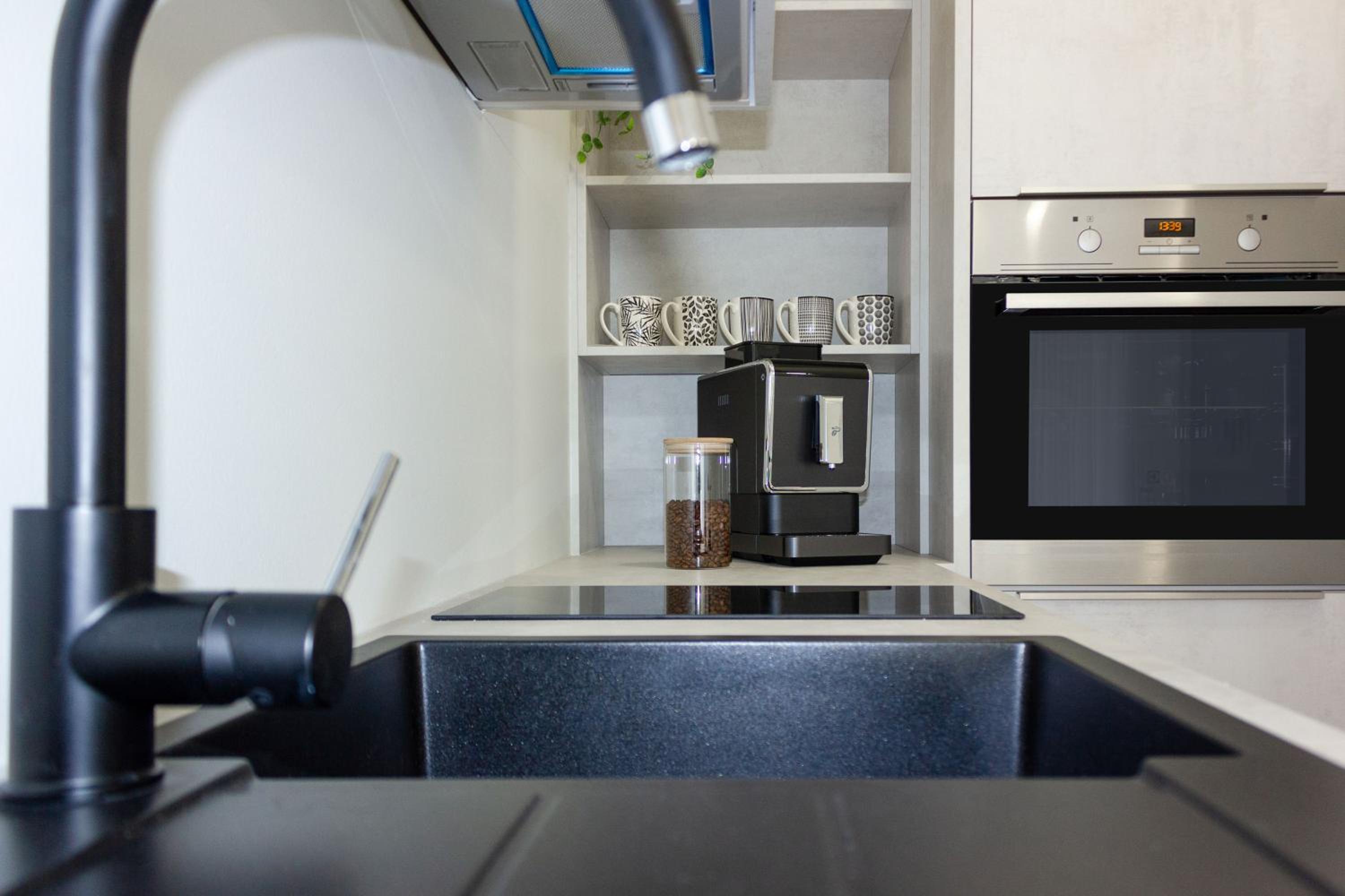 White Residence Luxury Apartment Bibinje