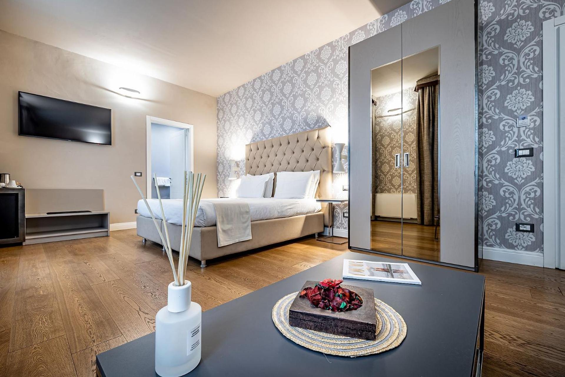Martelli 6 Suite & Apartments