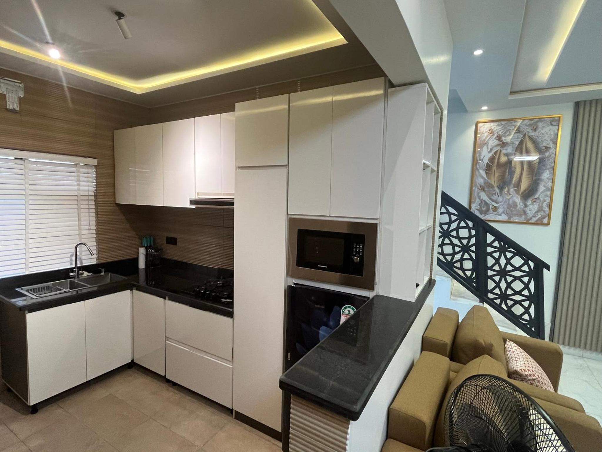 Windray Apartments view 5