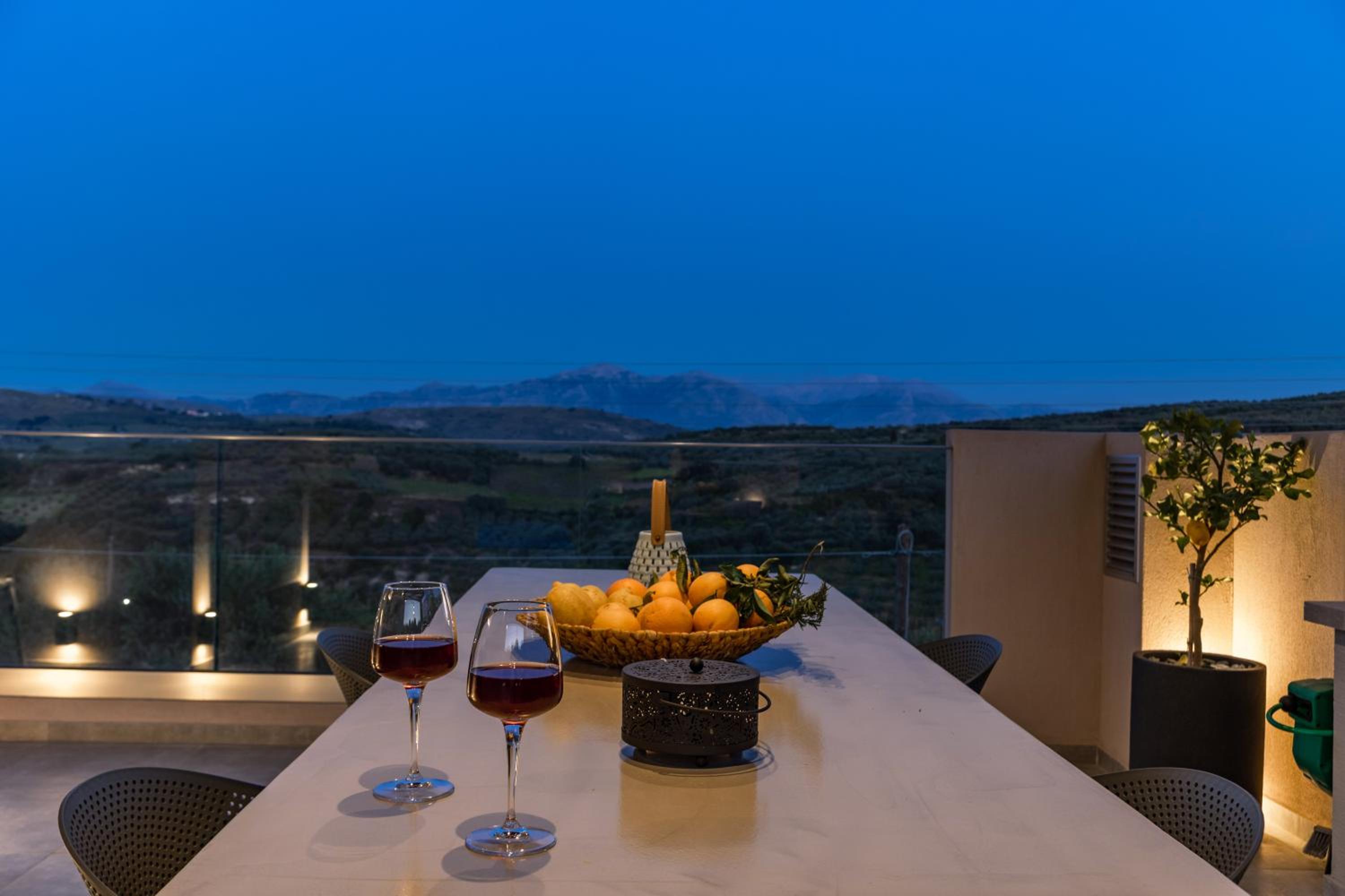 Ostrako Luxury Villa