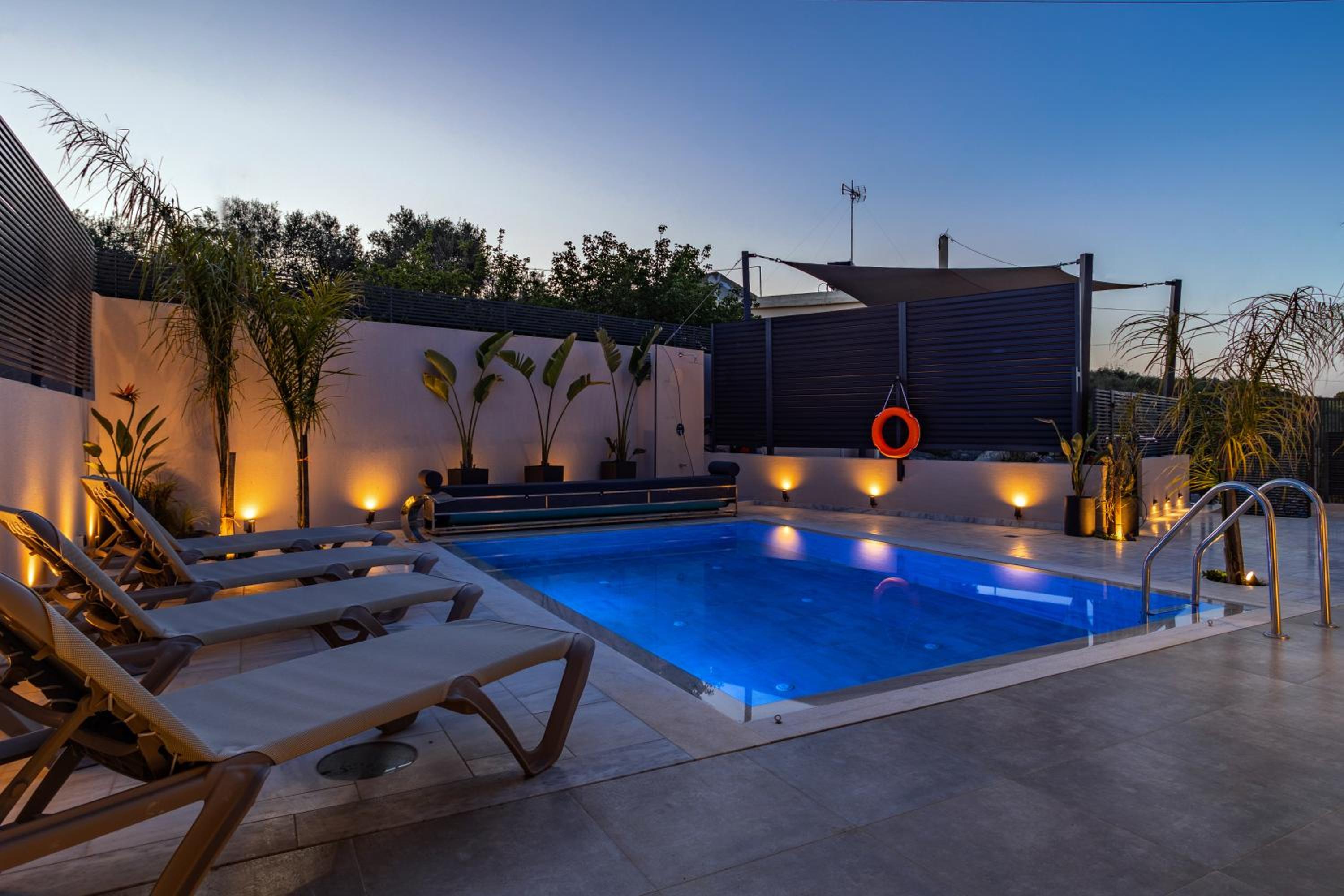 Ostrako Luxury Villa