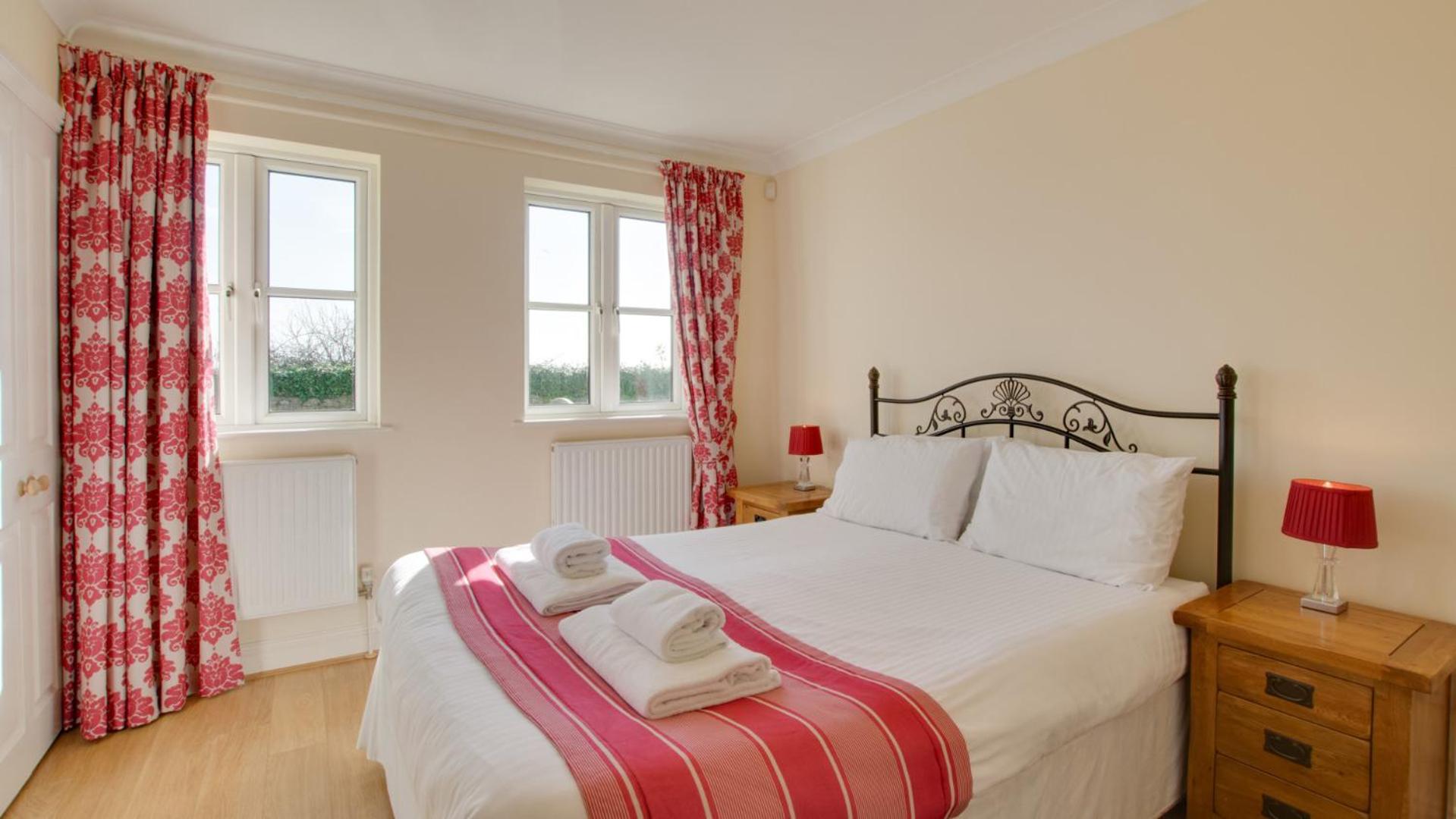 4 Bed in Gower oc-hh9906